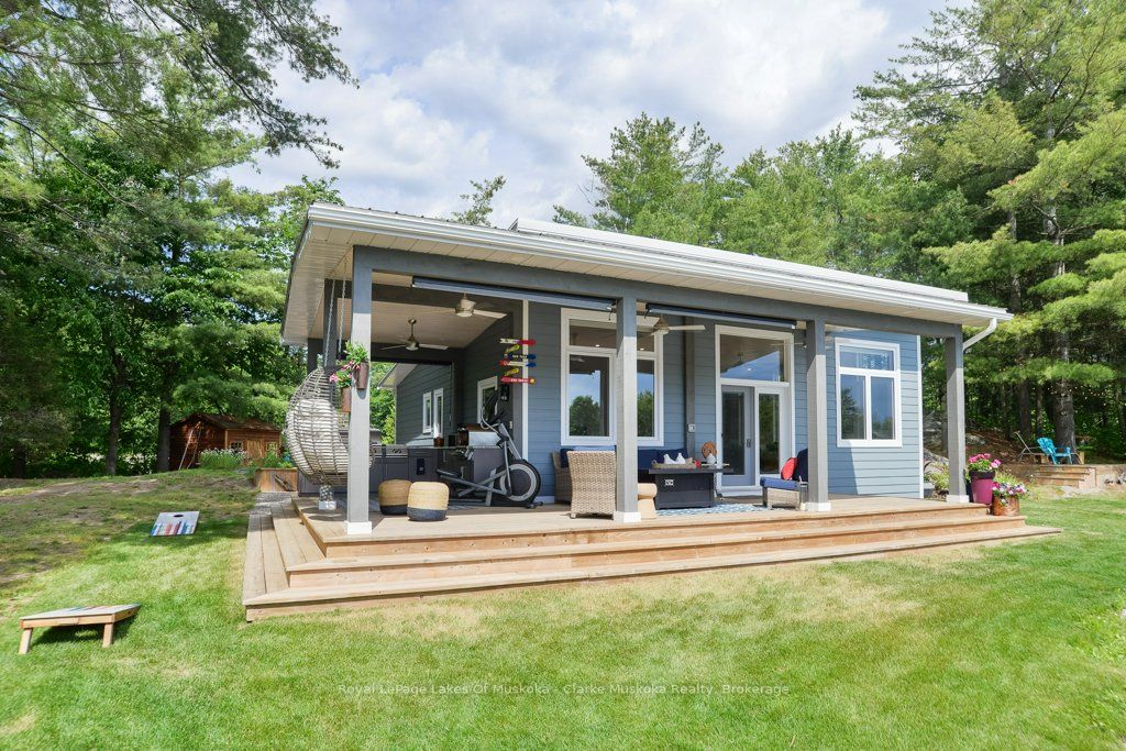 2 Island 60 Property Photo 5