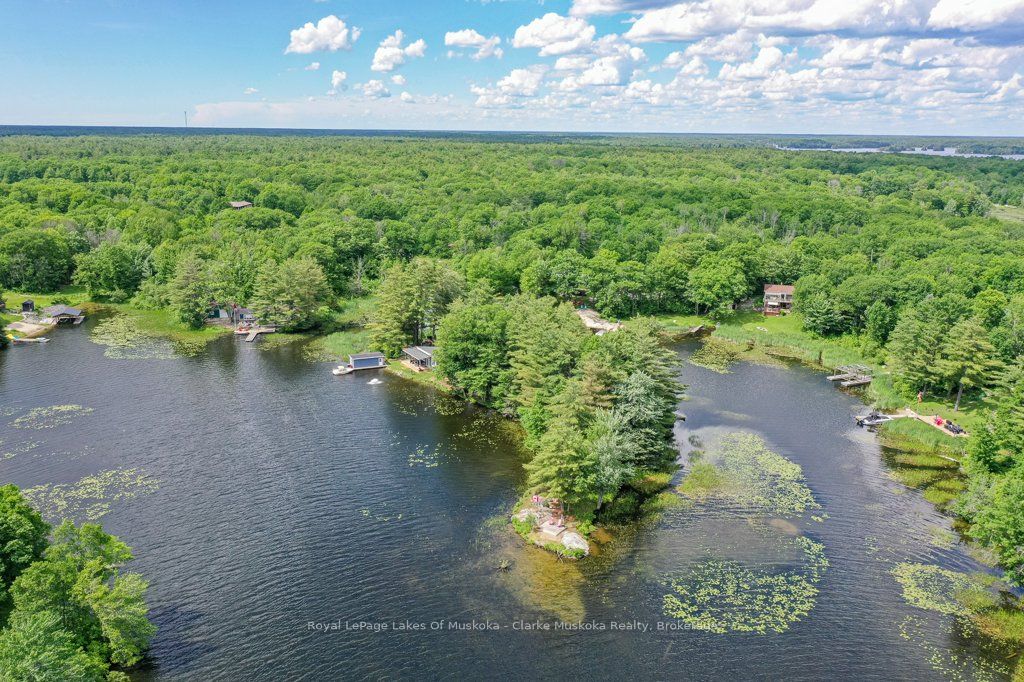 2 Island 60 Property Photo 35