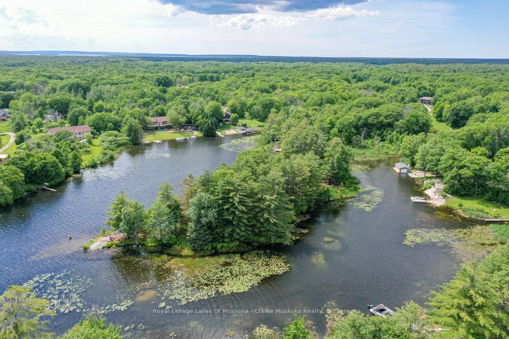 2 Island 60 Property Photo 36