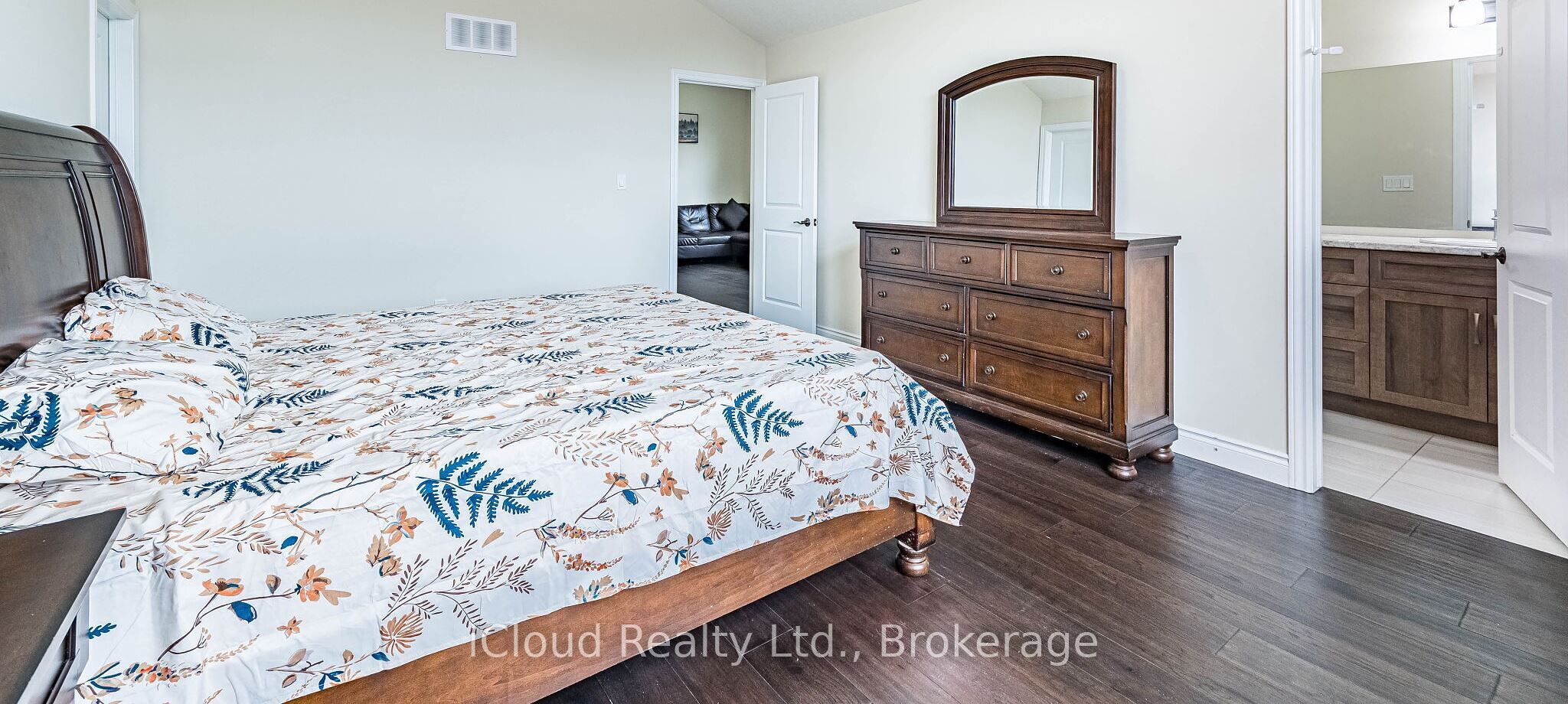 1 Lang Lane Property Photo 18