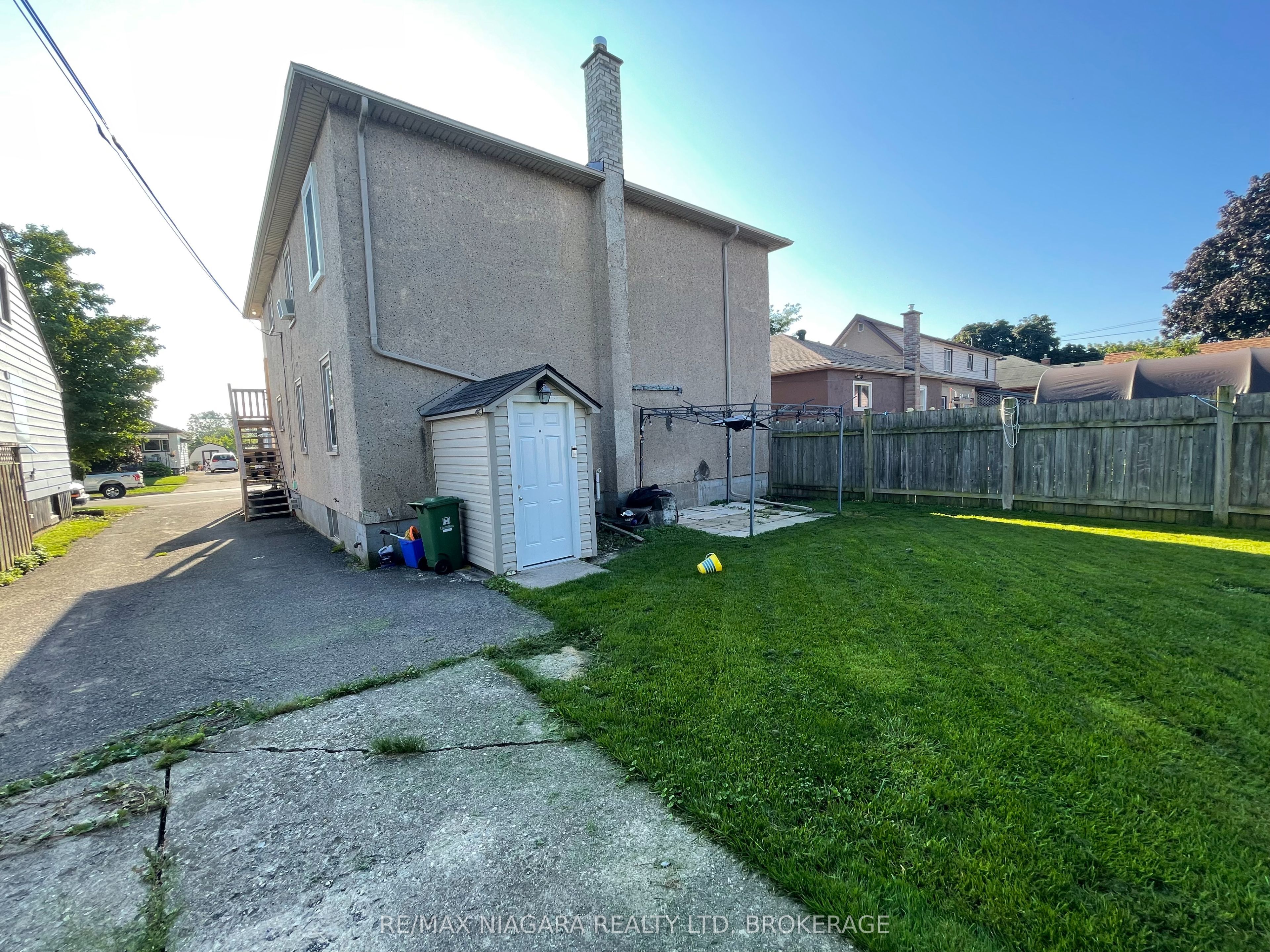 117 Lyons Avenue C Property Photo 13