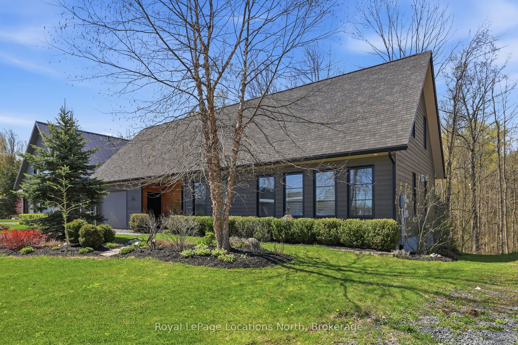 66 Gordon Crescent Property Photo 2
