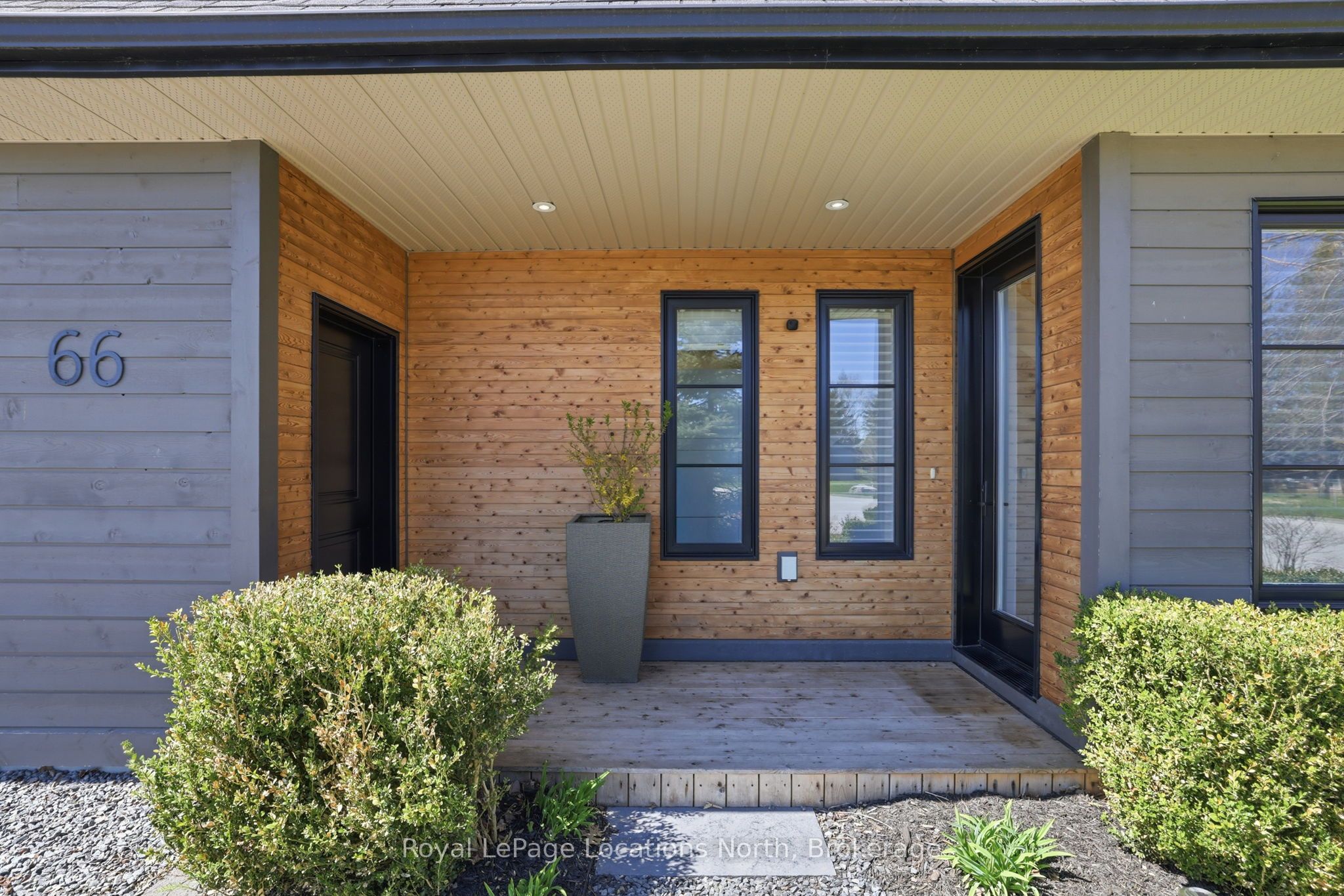66 Gordon Crescent Property Photo 3