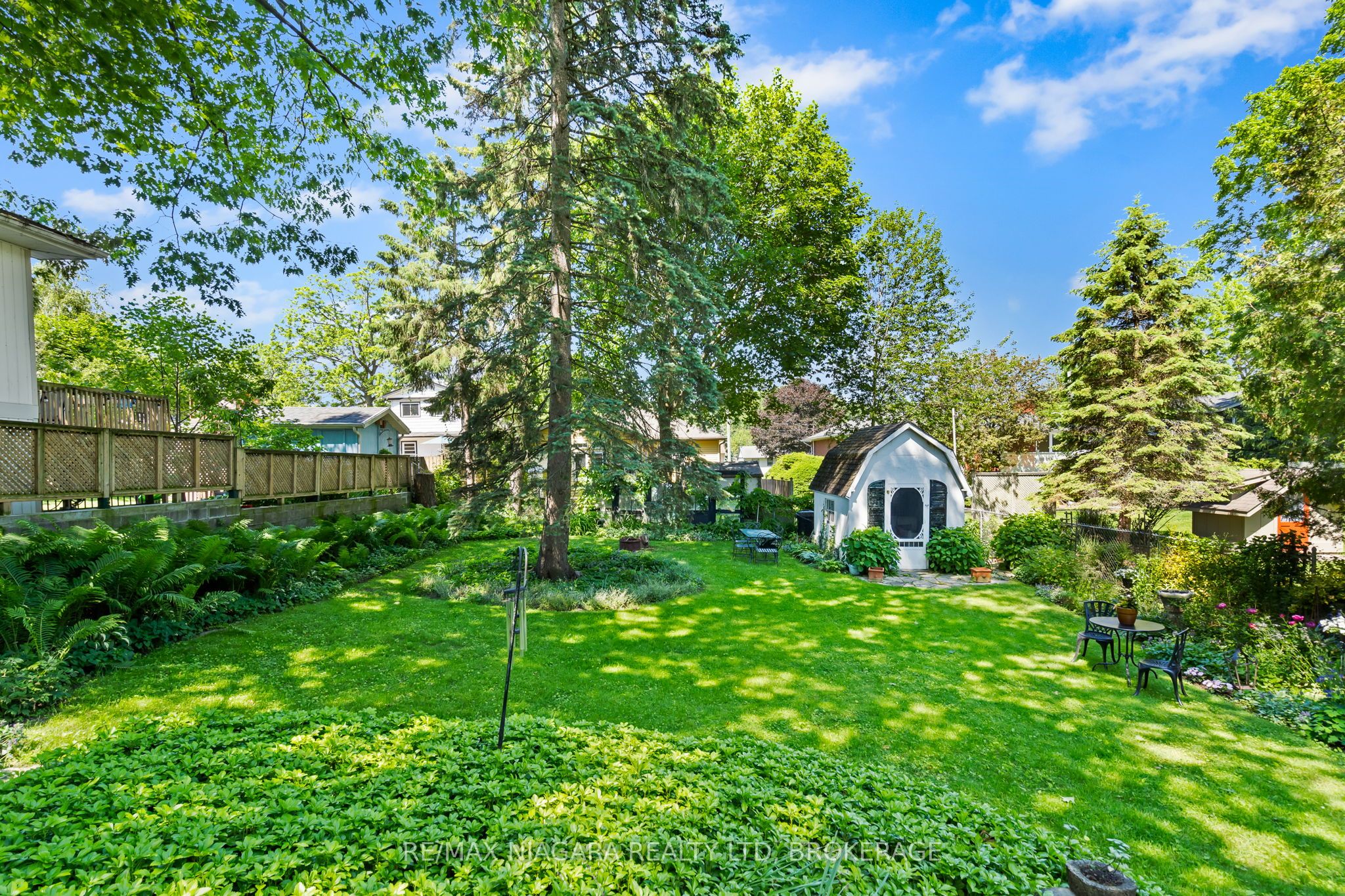 48 Oakridge Crescent Property Photo 7