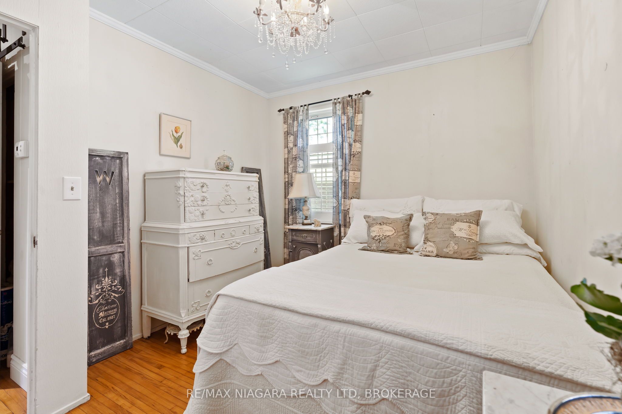 48 Oakridge Crescent Property Photo 18
