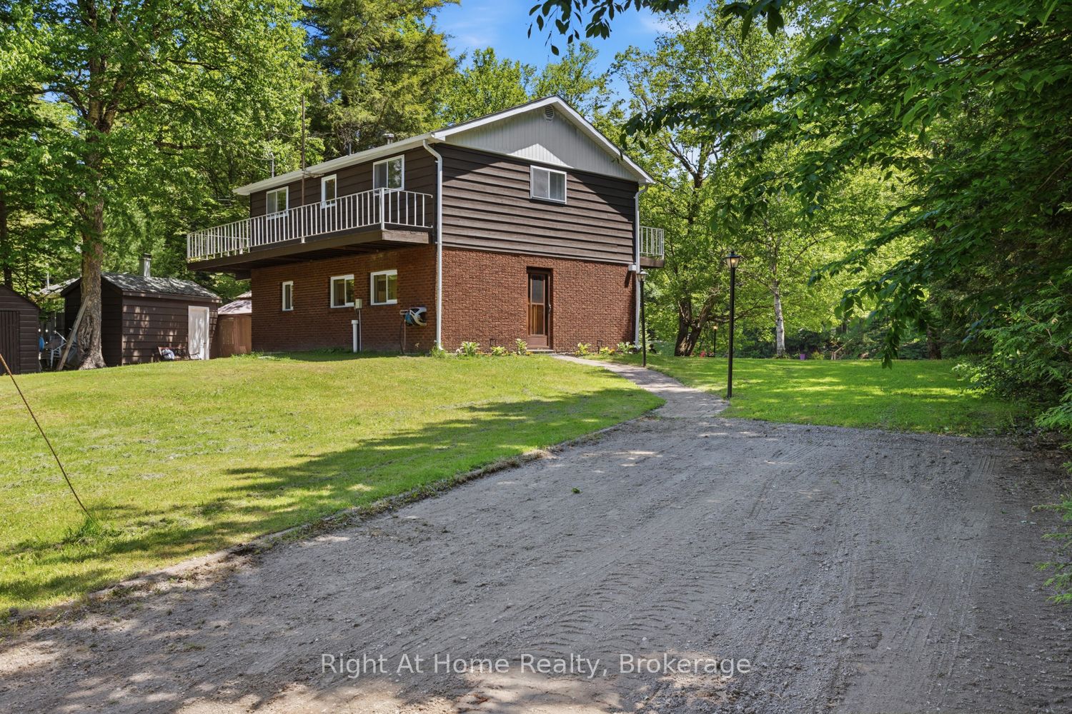 1074 Holiday Park Drive Property Photo 40
