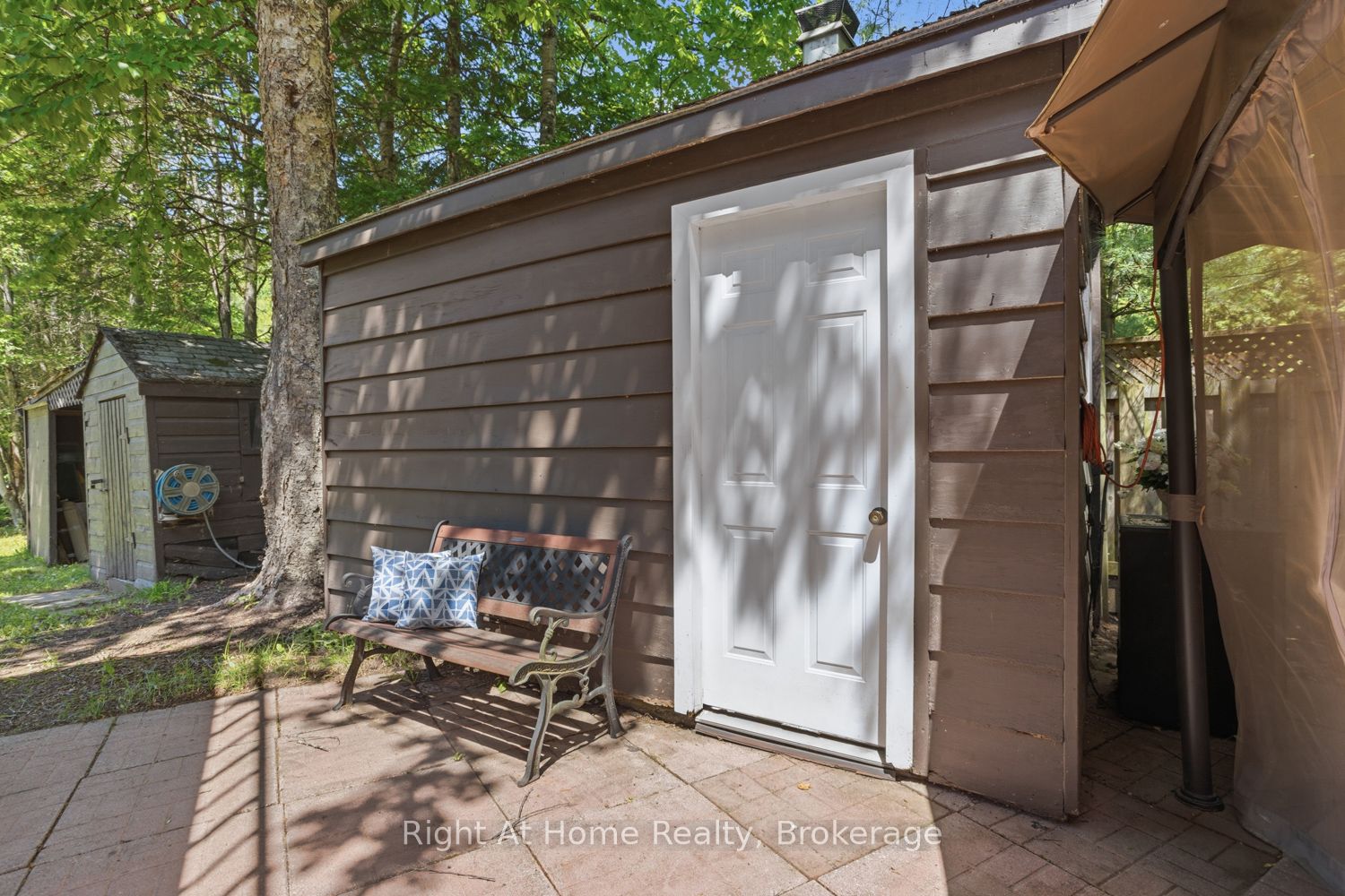 1074 Holiday Park Drive Property Photo 43