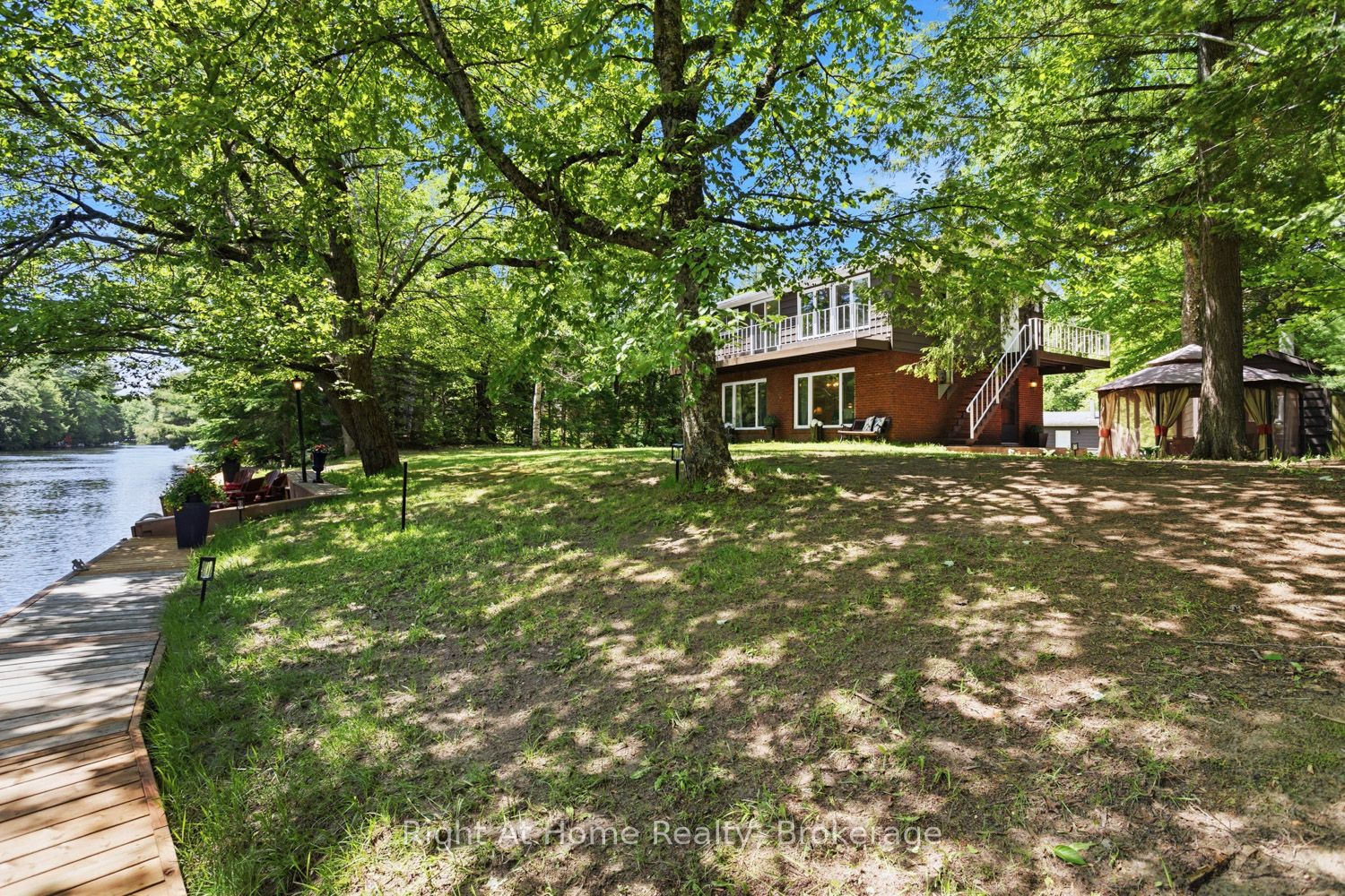 1074 Holiday Park Drive Property Photo 45