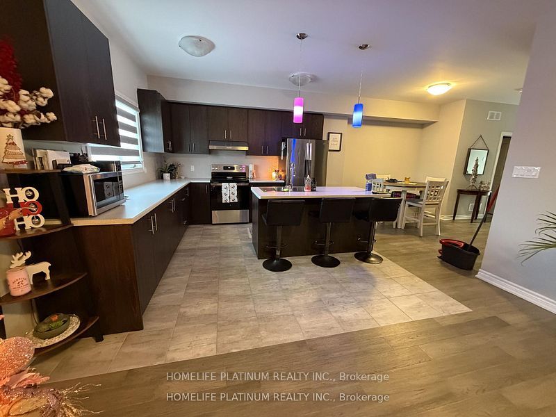 3252 Parker Avenue Property Photo 6