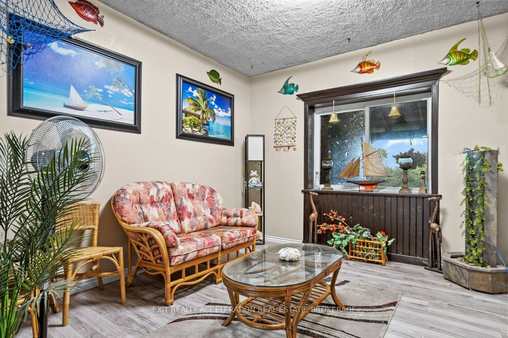 108 Dundas Street Property Photo 8