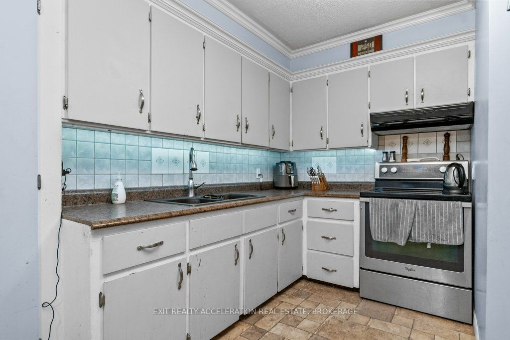 108 Dundas Street Property Photo 10