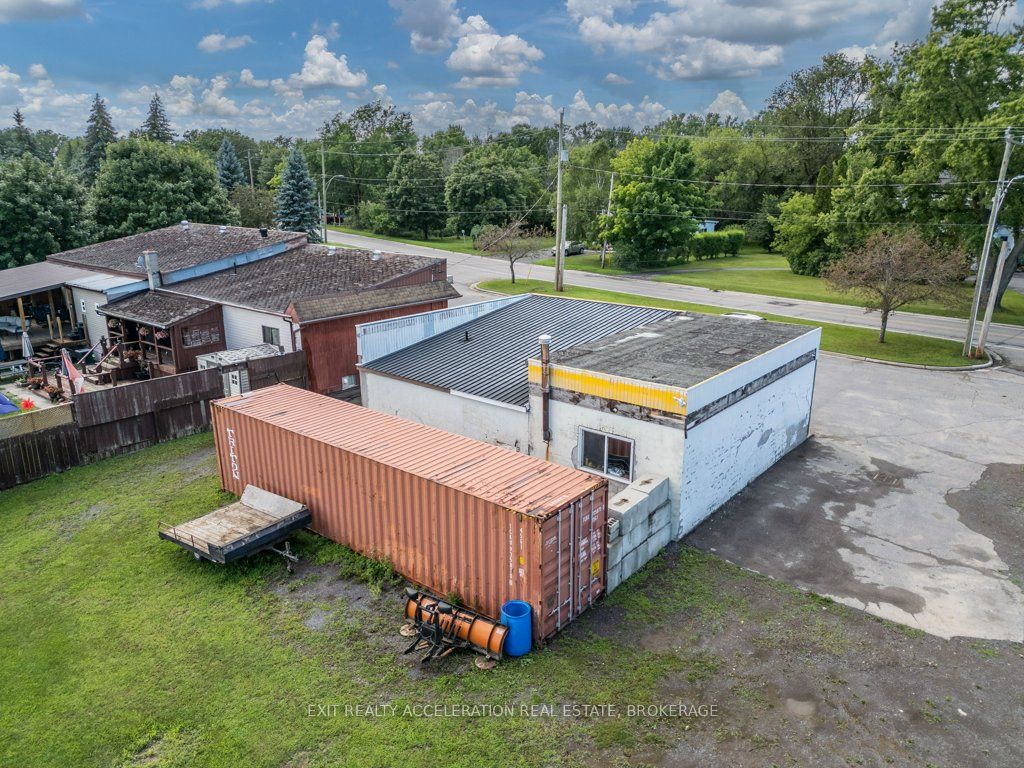 108 Dundas Street Property Photo 38