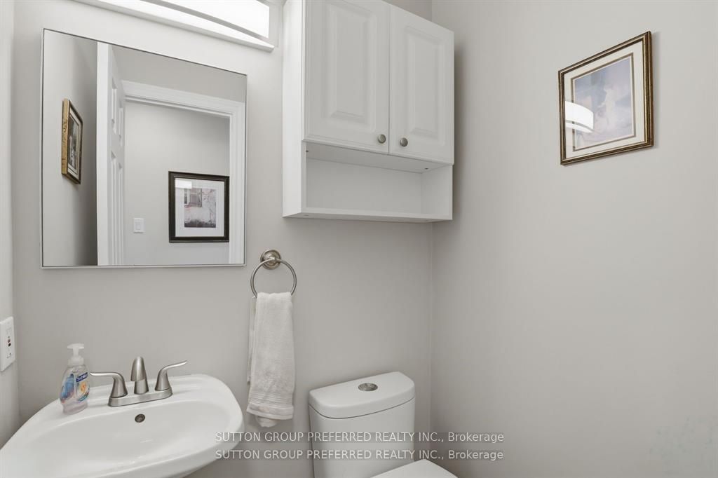 38 Alayne Crescent Property Photo 13