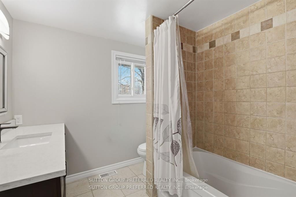 38 Alayne Crescent Property Photo 16