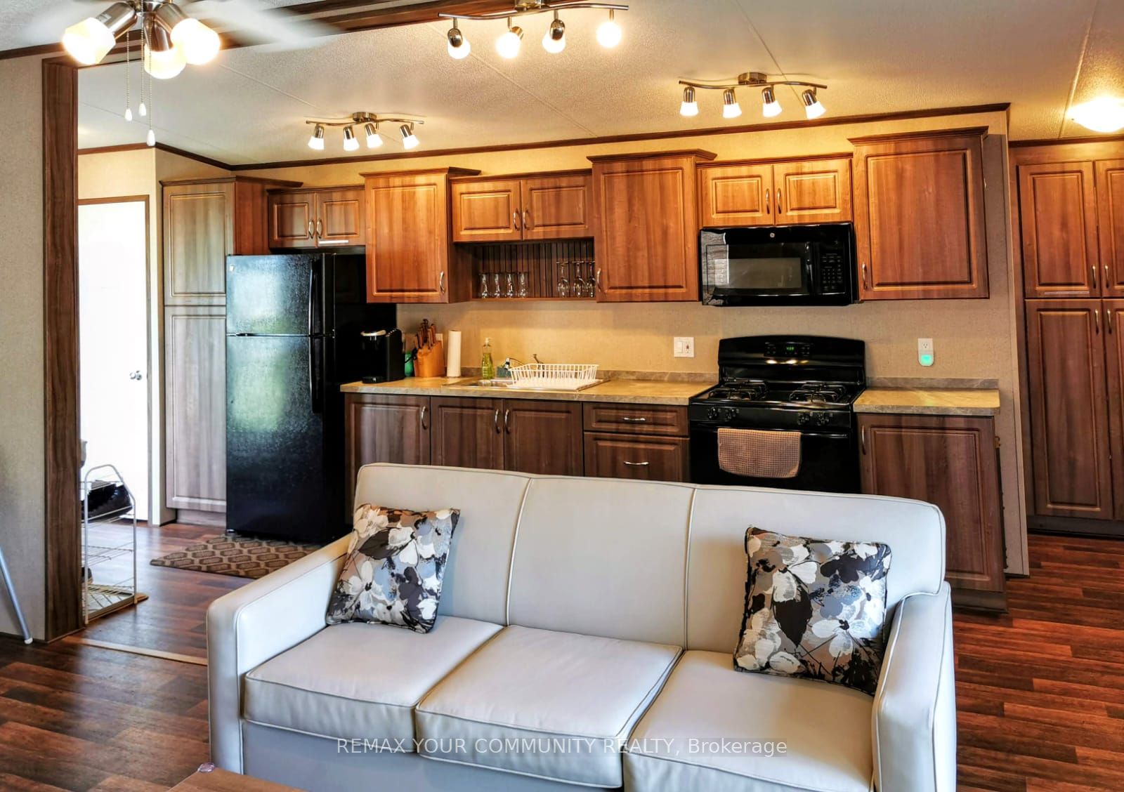 1501 Line 8 Road 251 Property Photo 6
