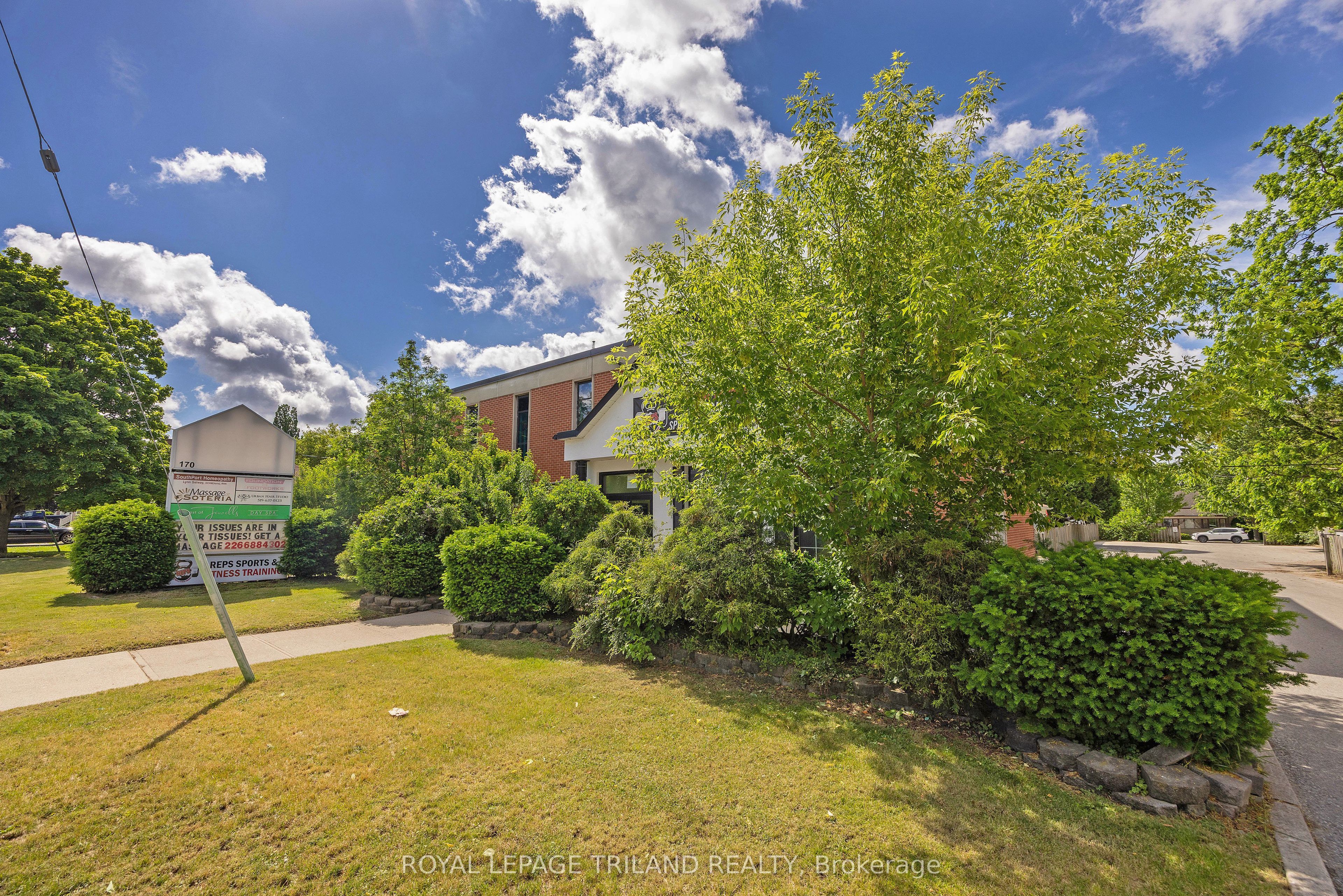 170 Wellington Street A Property Photo 4