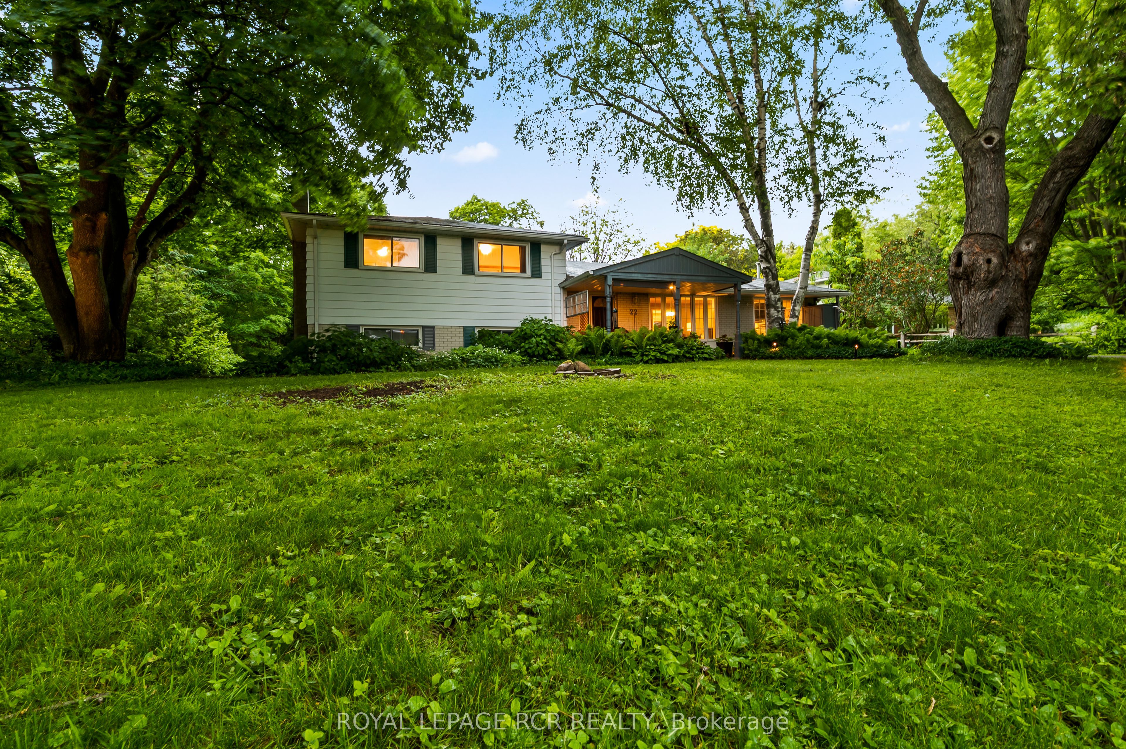 22 Randy Avenue Property Photo 2