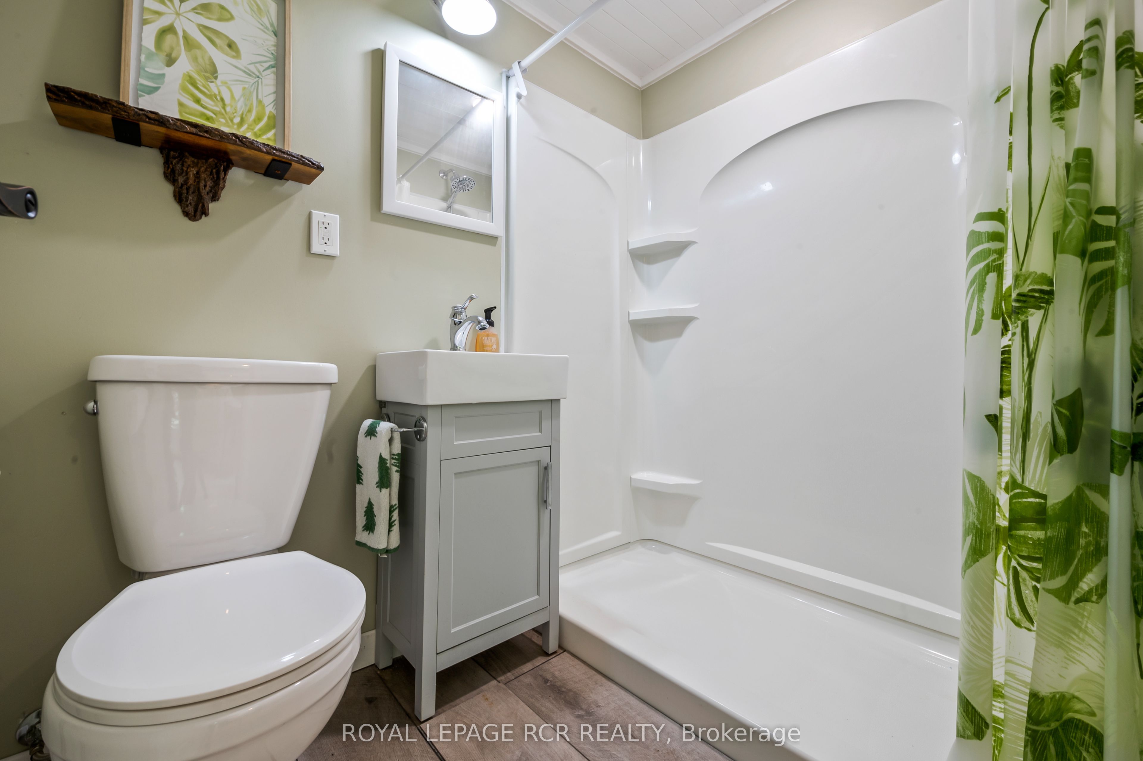 22 Randy Avenue Property Photo 40