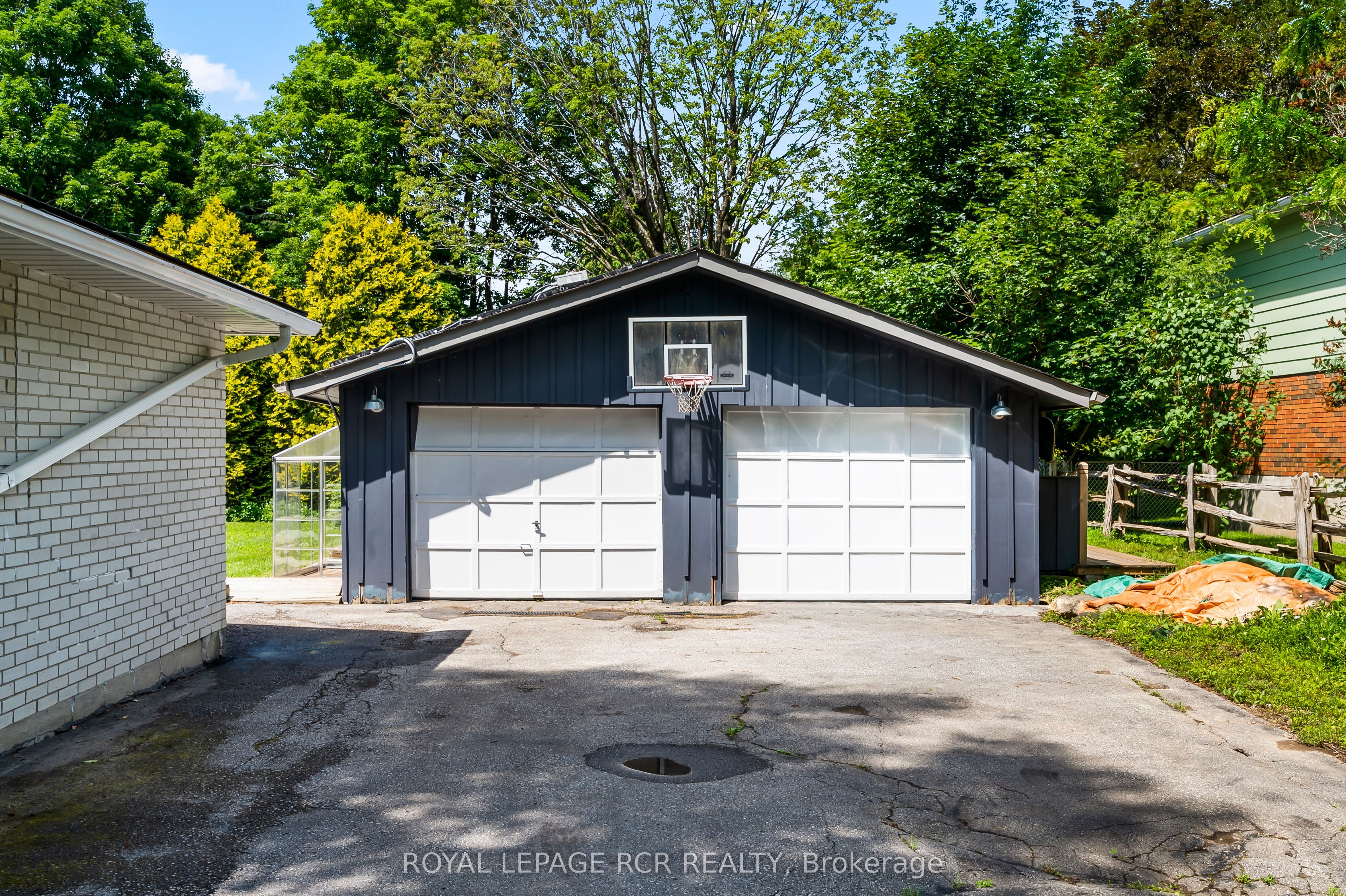 22 Randy Avenue Property Photo 42