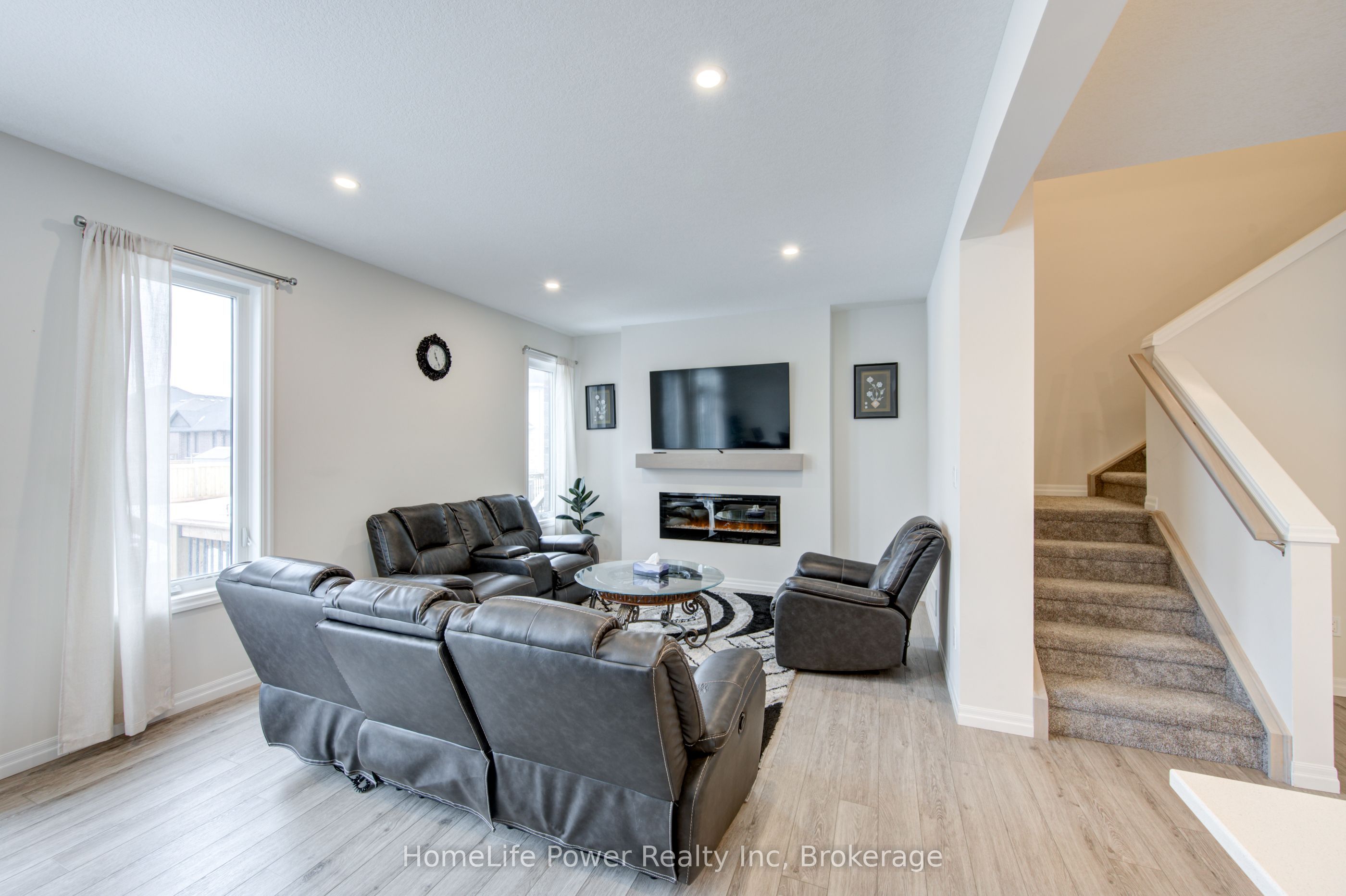 4 Braun Avenue Property Photo 20