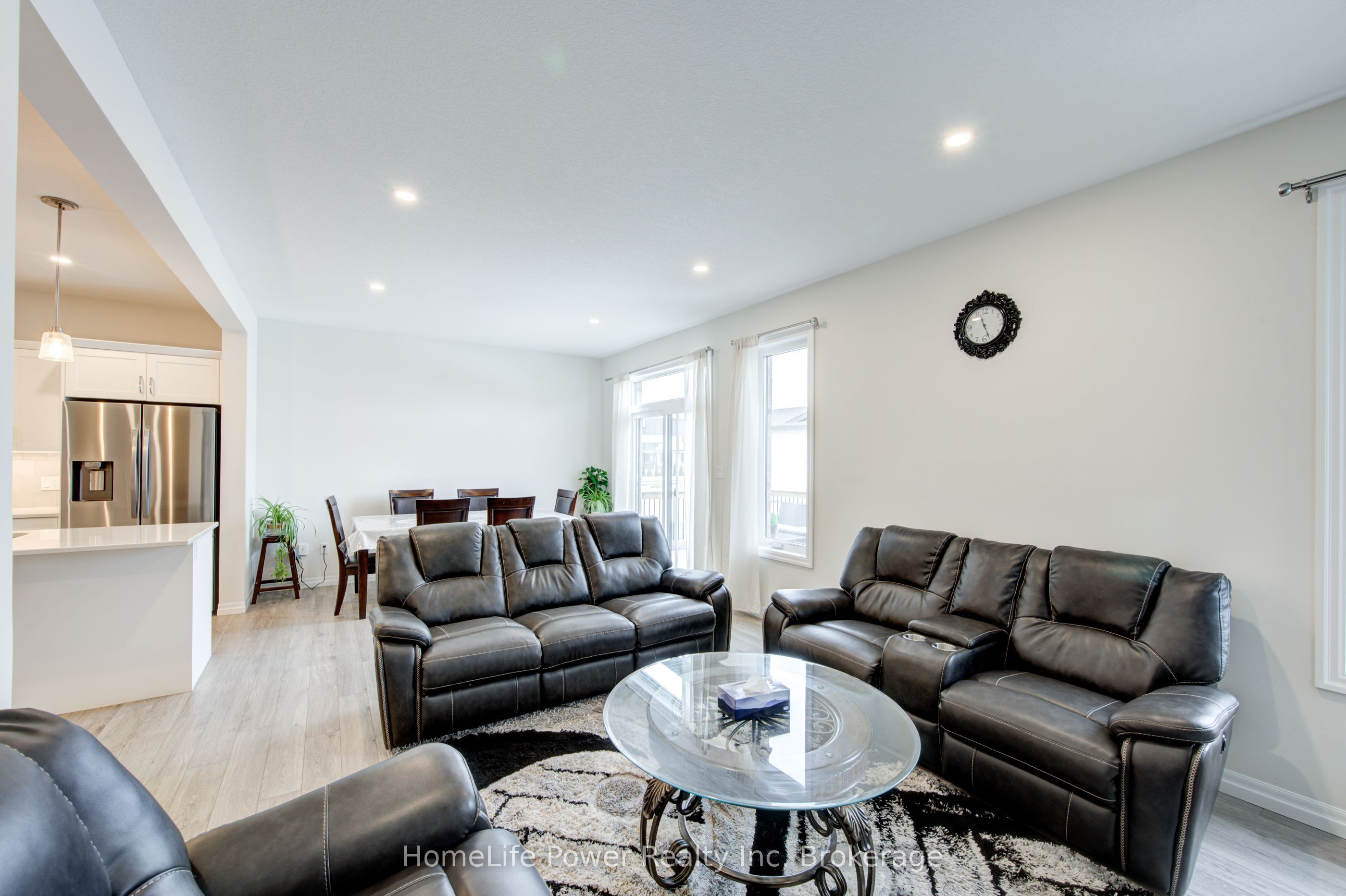 4 Braun Avenue Property Photo 21