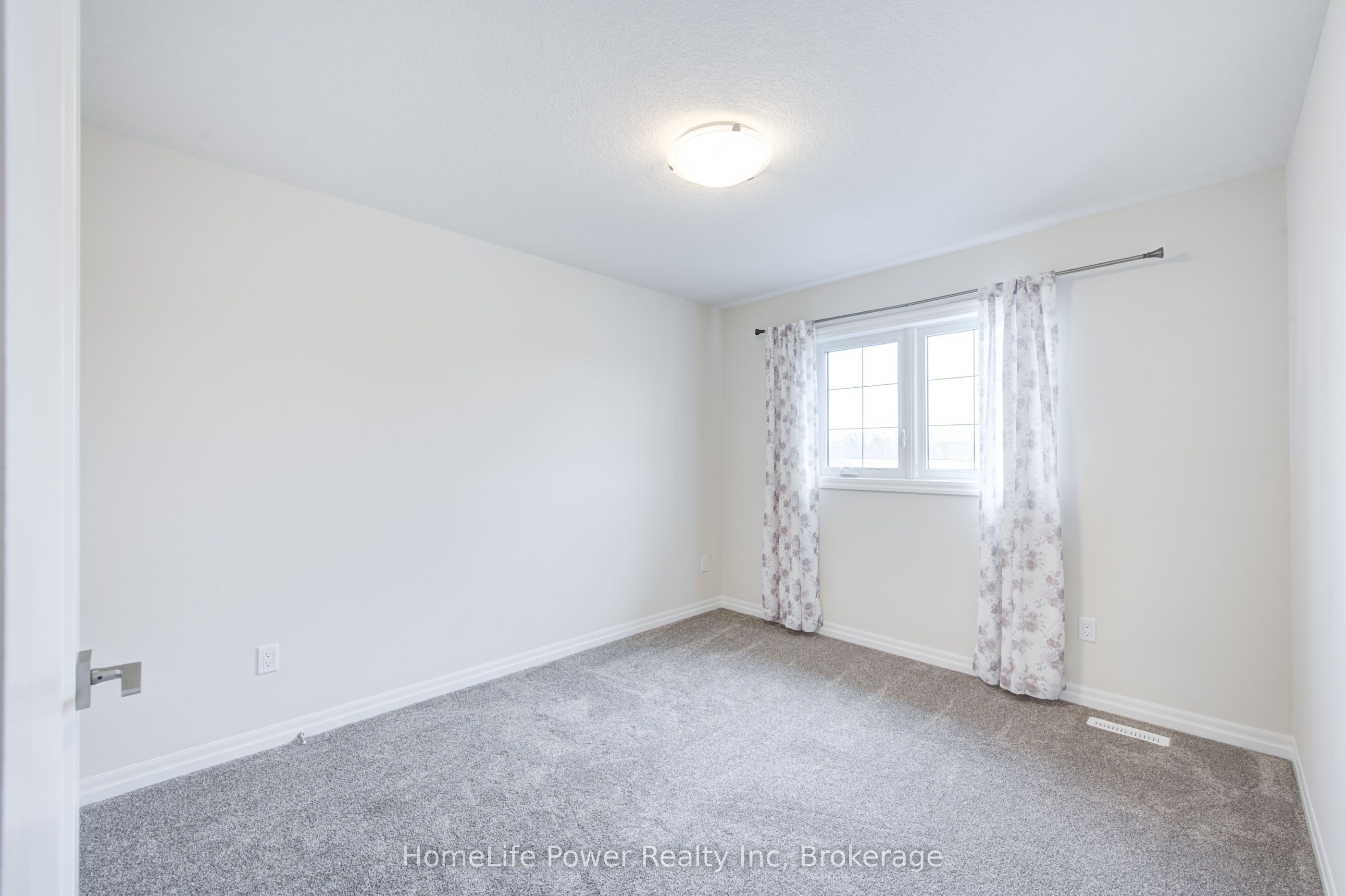 4 Braun Avenue Property Photo 28
