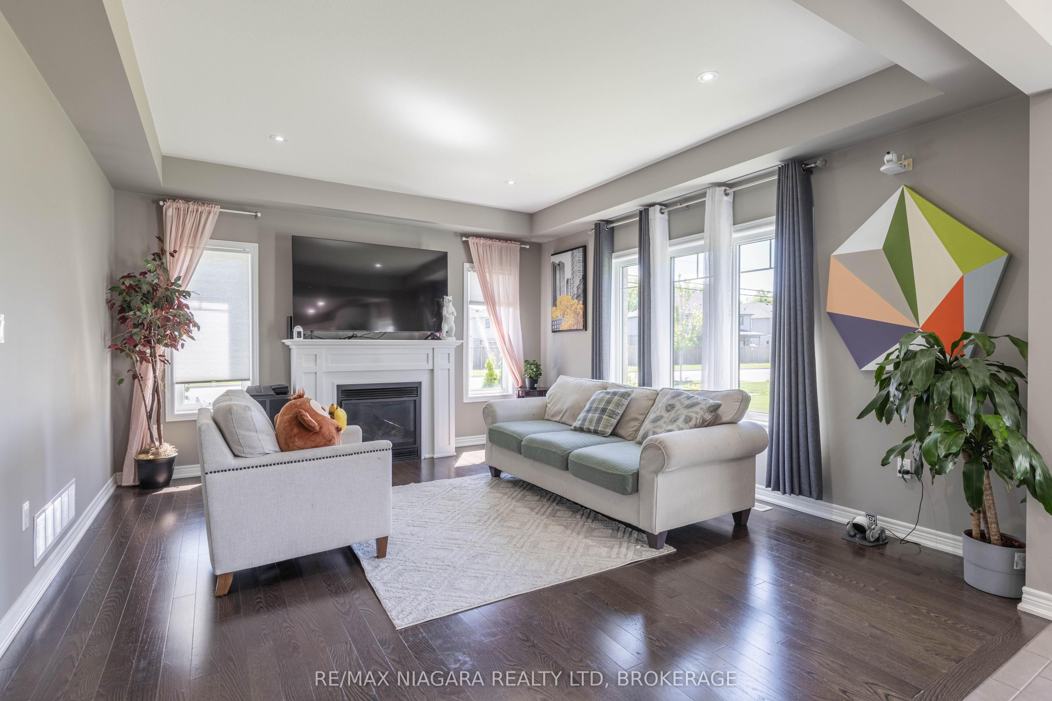 6212 Sam Iorfida Drive Property Photo 11