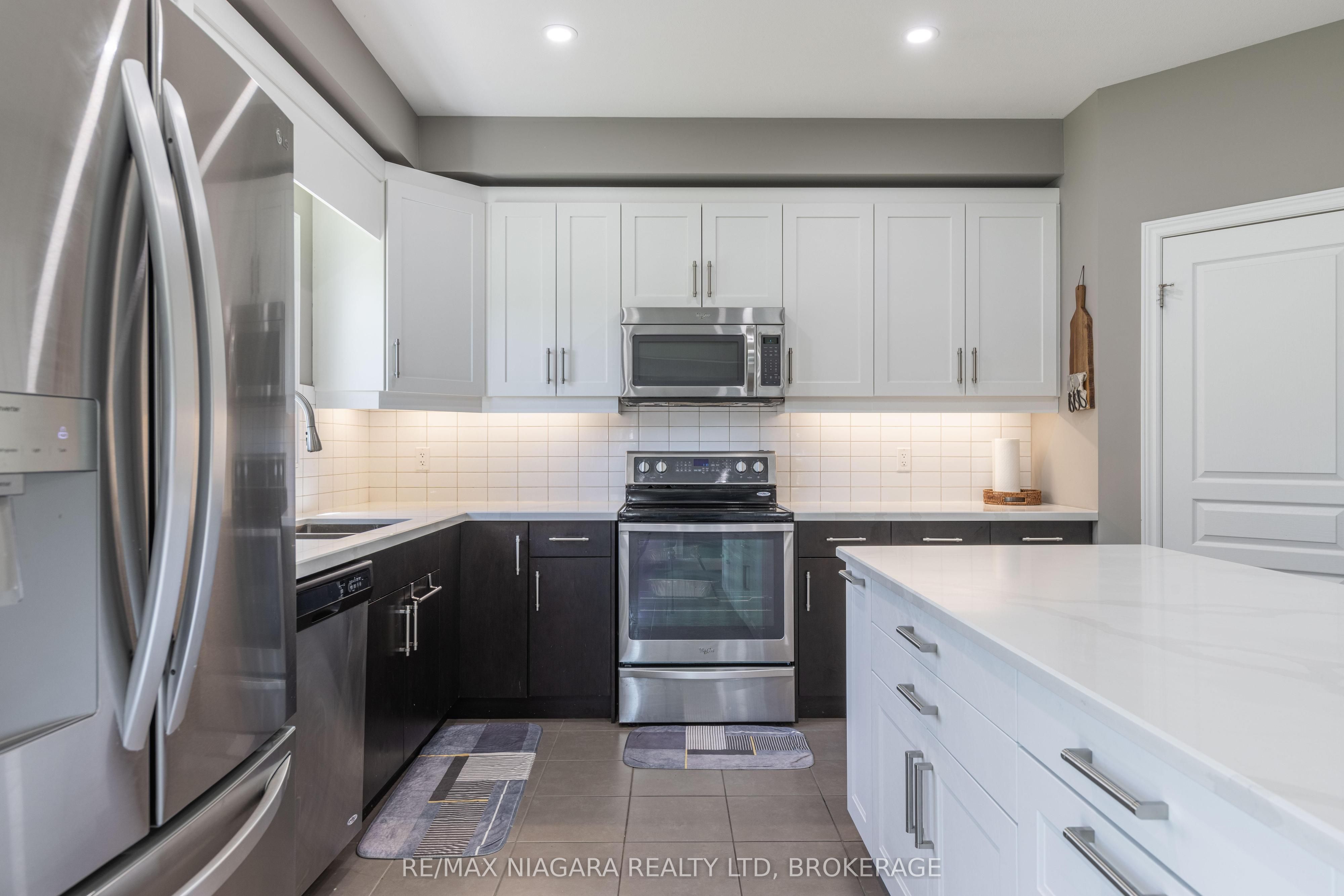 6212 Sam Iorfida Drive Property Photo 16