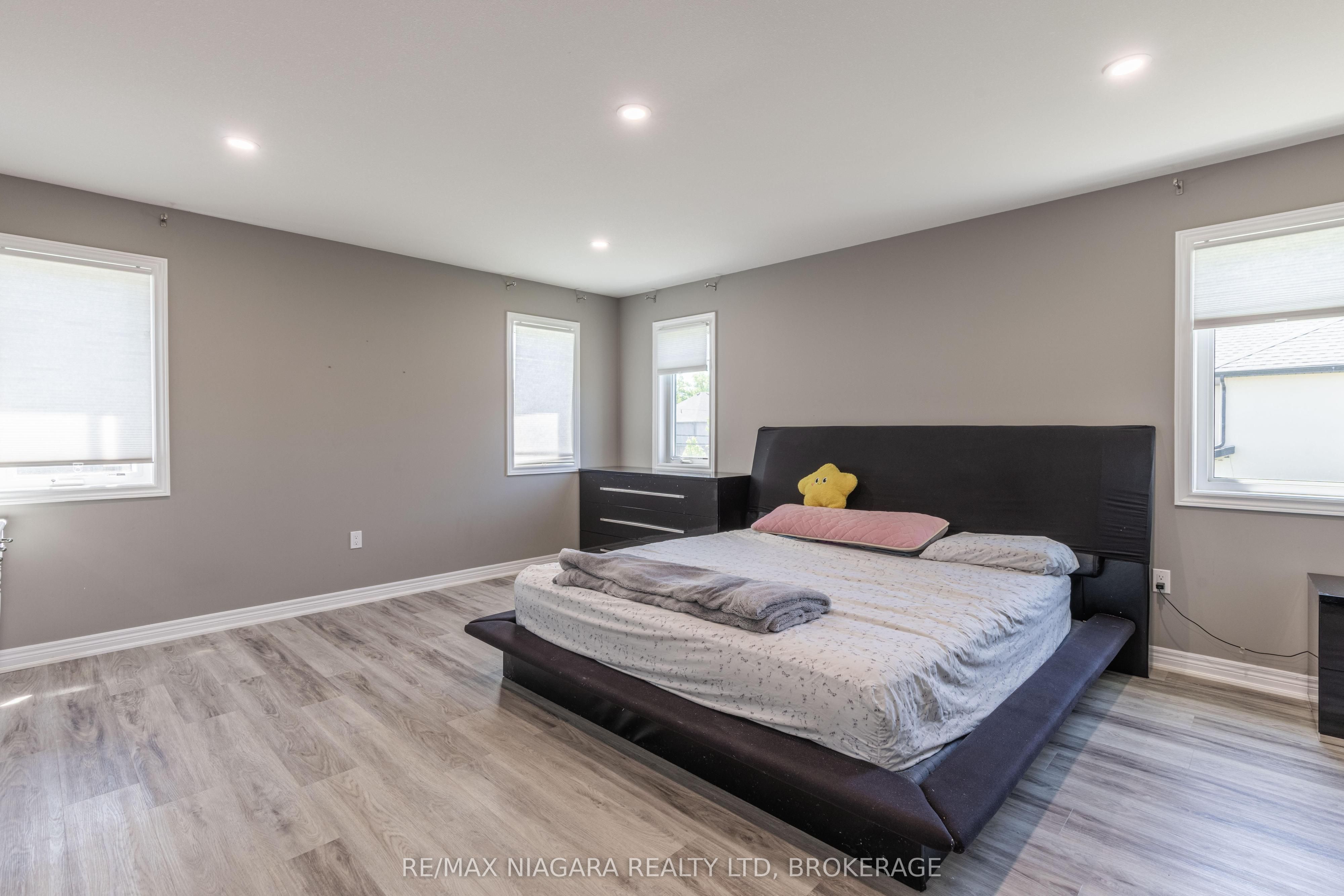 6212 Sam Iorfida Drive Property Photo 19