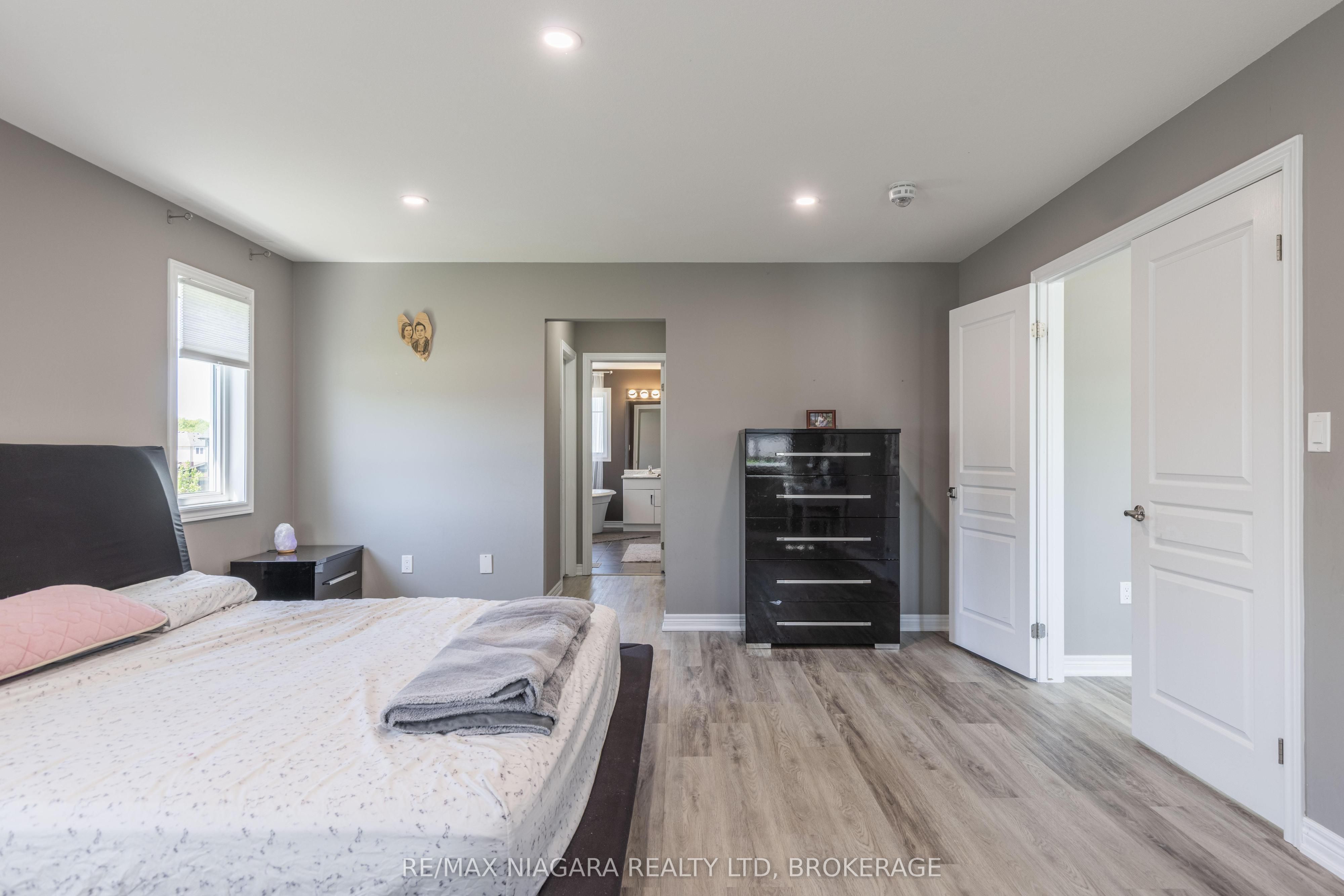 6212 Sam Iorfida Drive Property Photo 20
