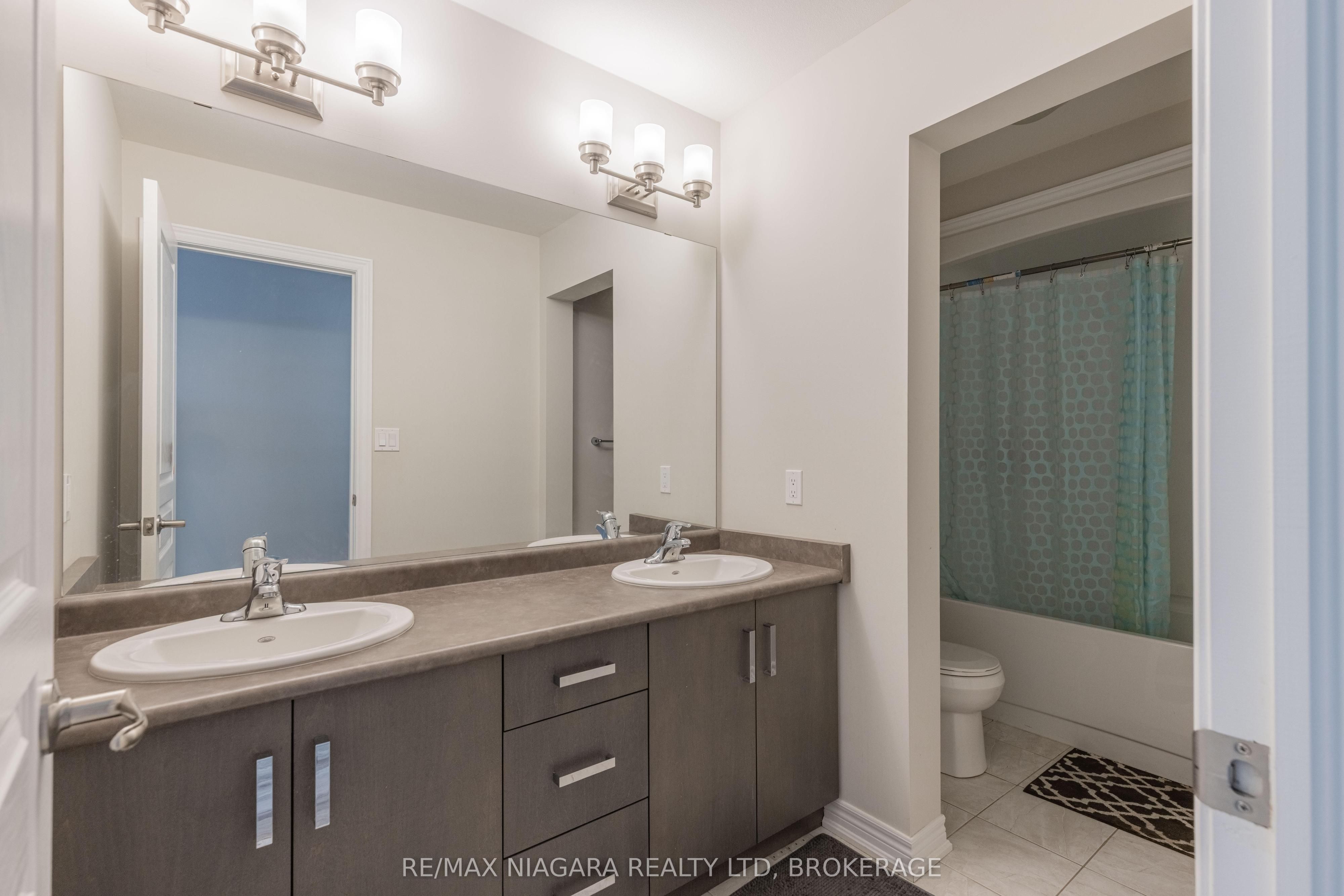 6212 Sam Iorfida Drive Property Photo 27