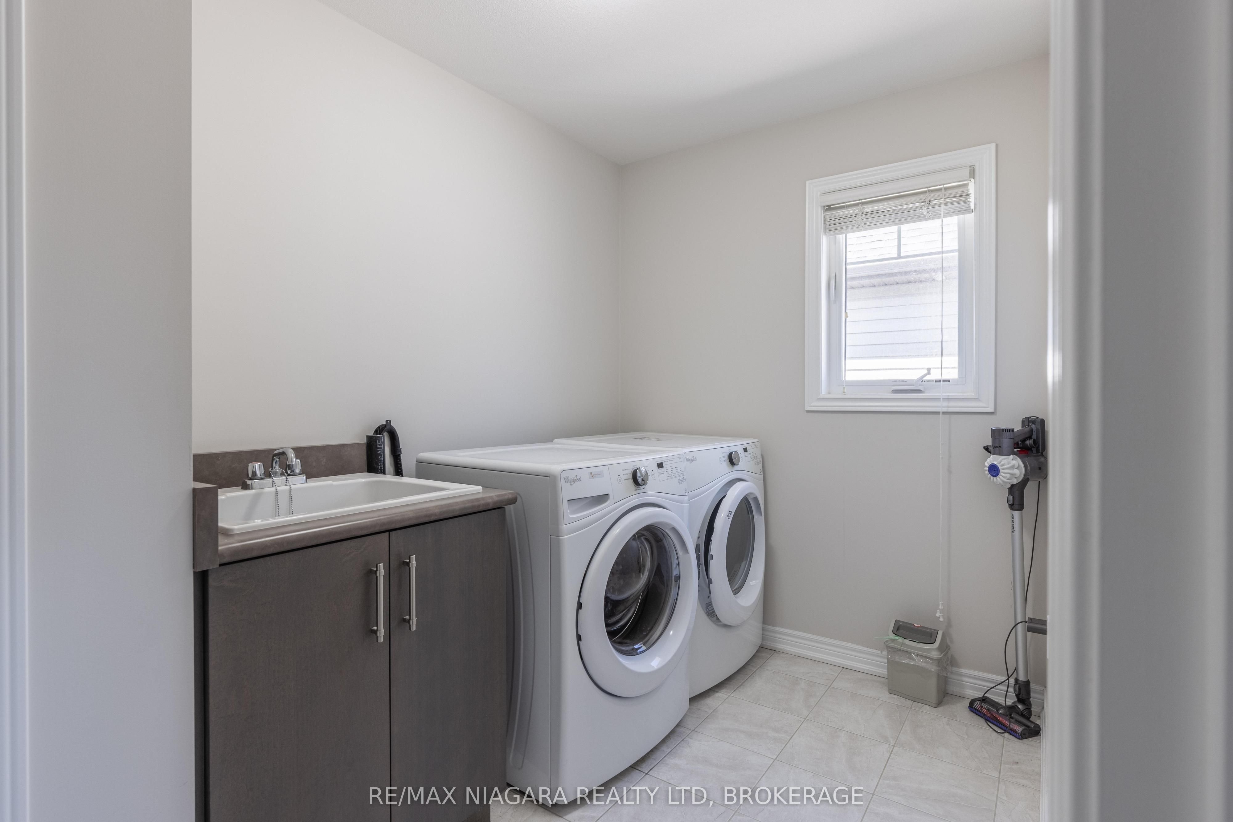 6212 Sam Iorfida Drive Property Photo 28