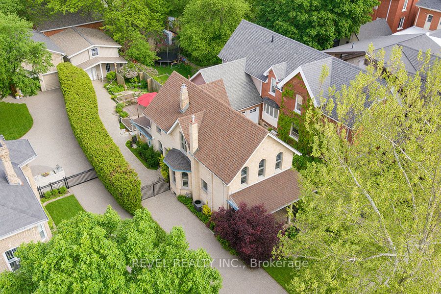 11 Chestnut Avenue Property Photo 6