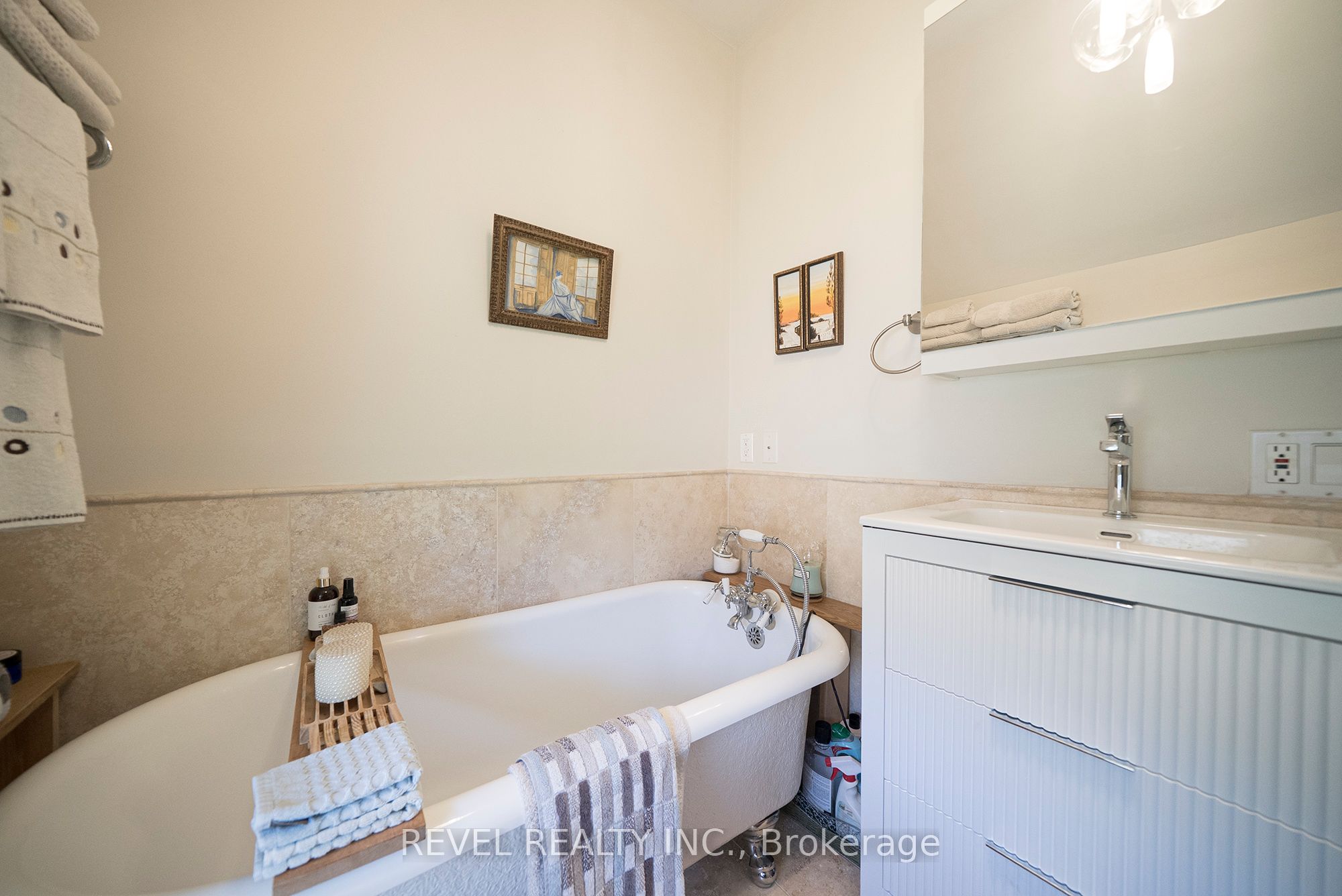 11 Chestnut Avenue Property Photo 34