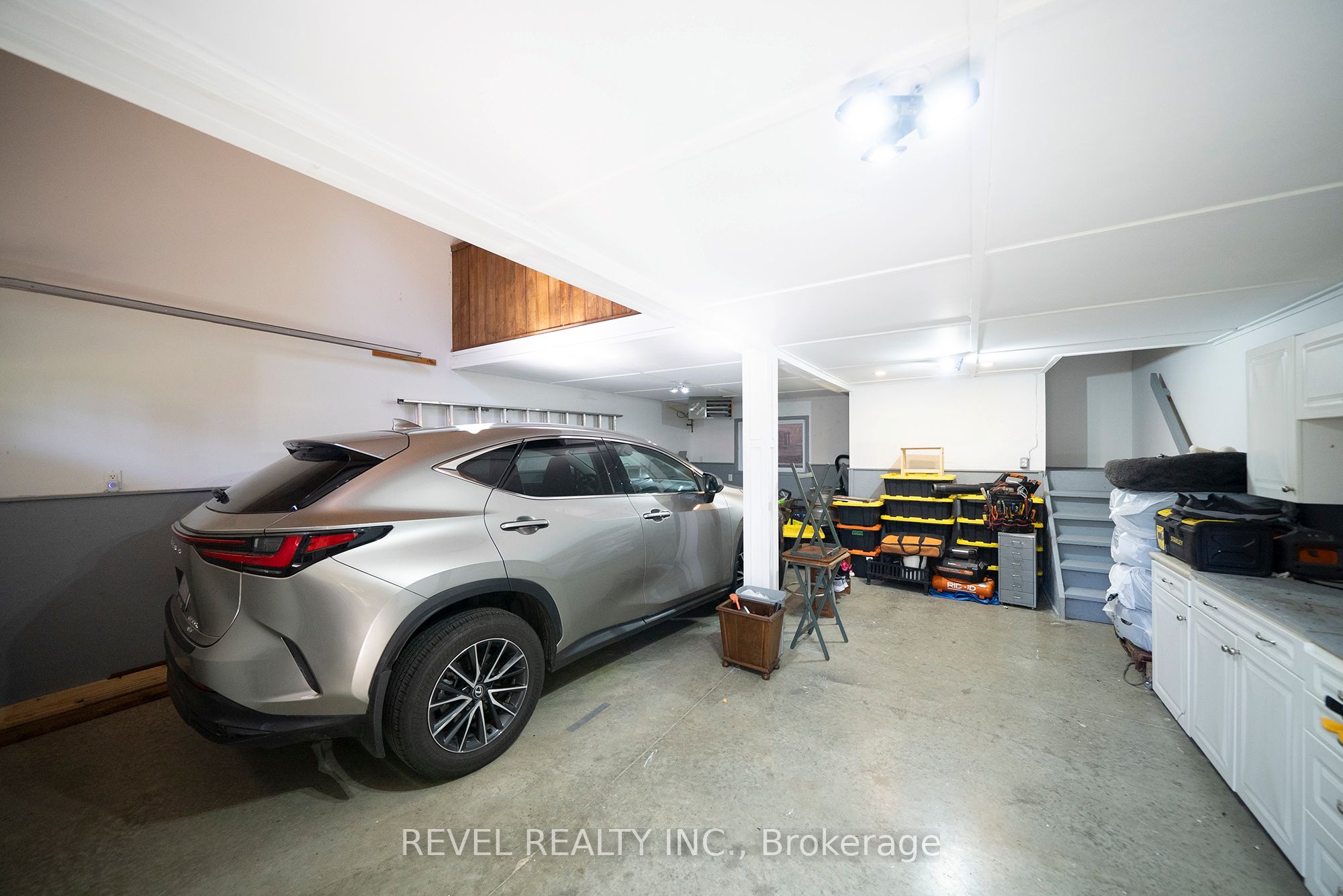 11 Chestnut Avenue Property Photo 40