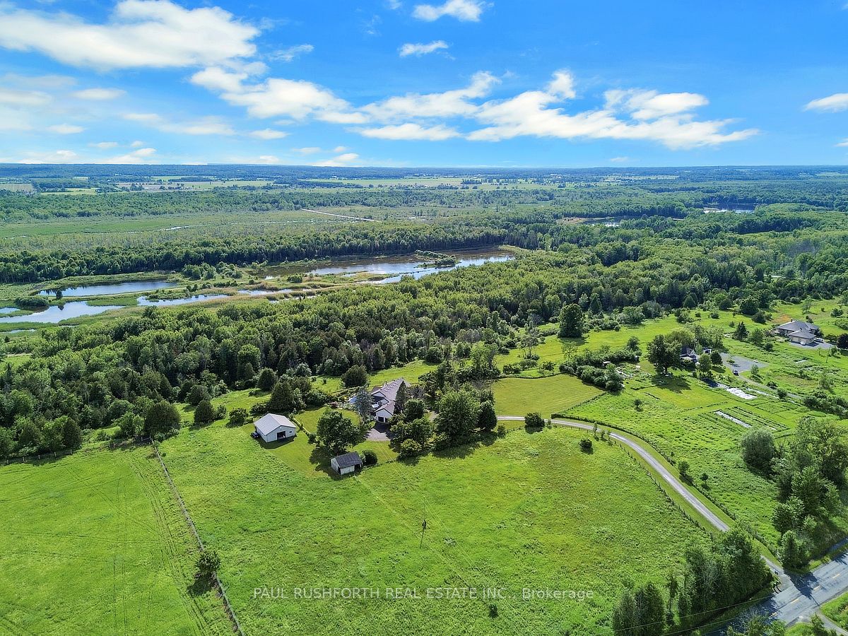 3215 Greenland Road Property Photo 3
