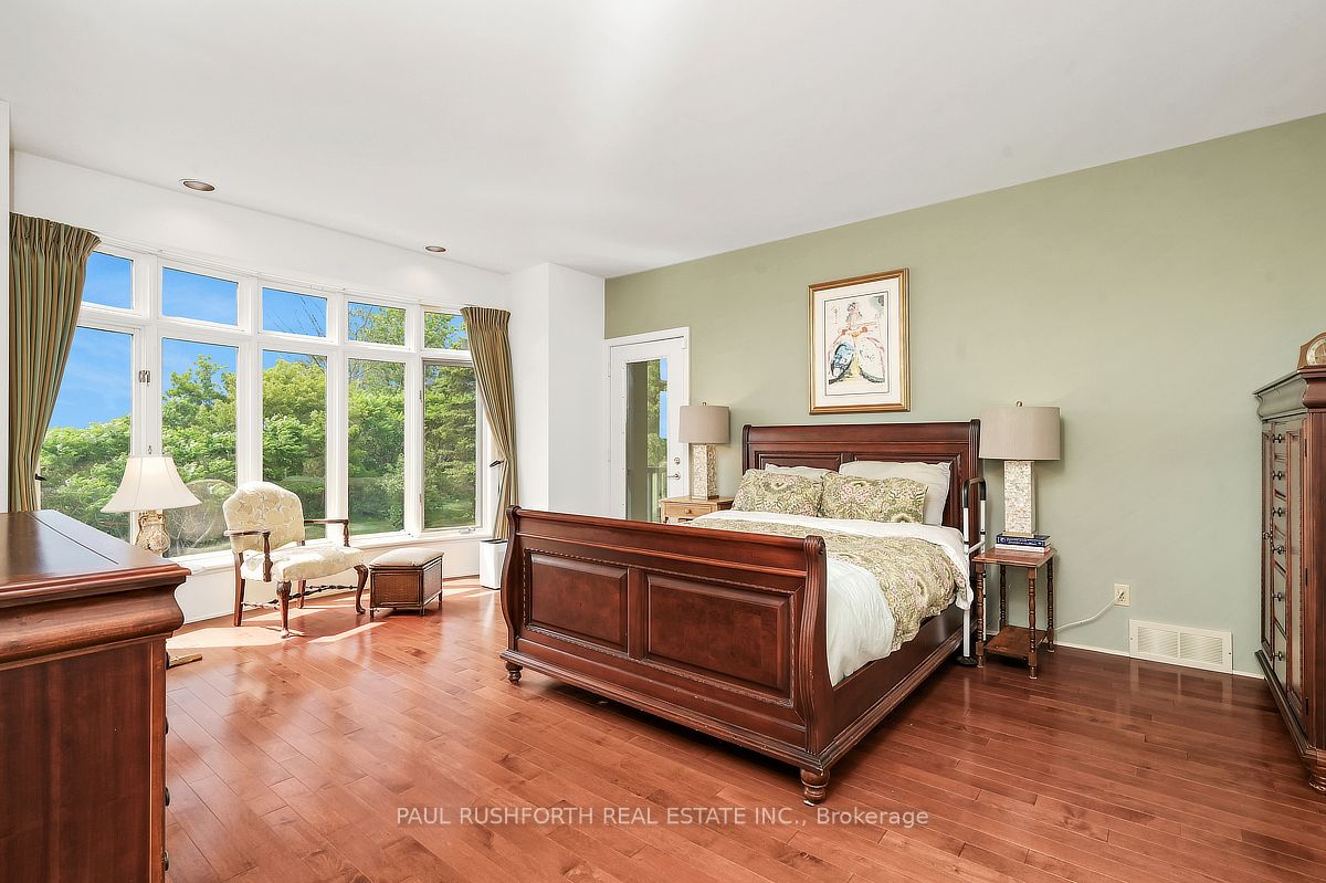 3215 Greenland Road Property Photo 17