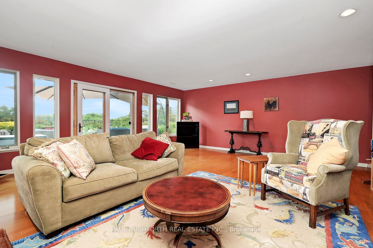 3215 Greenland Road Property Photo 33