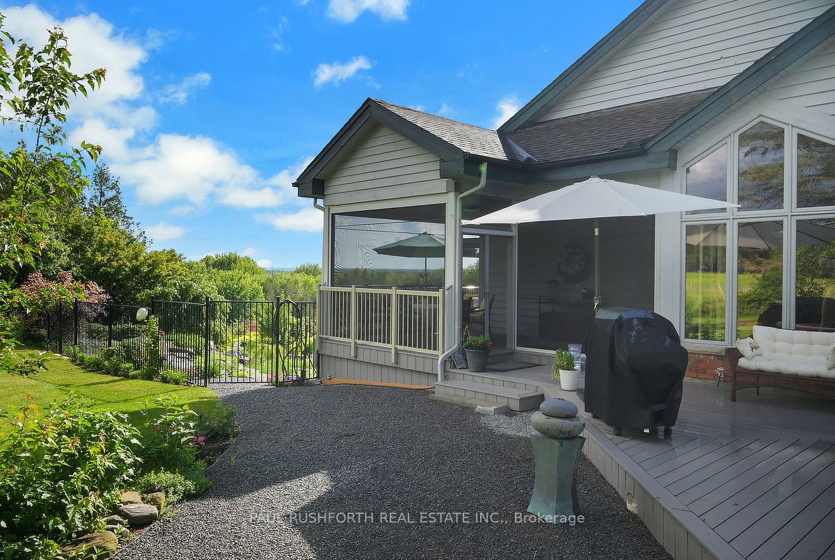 3215 Greenland Road Property Photo 35