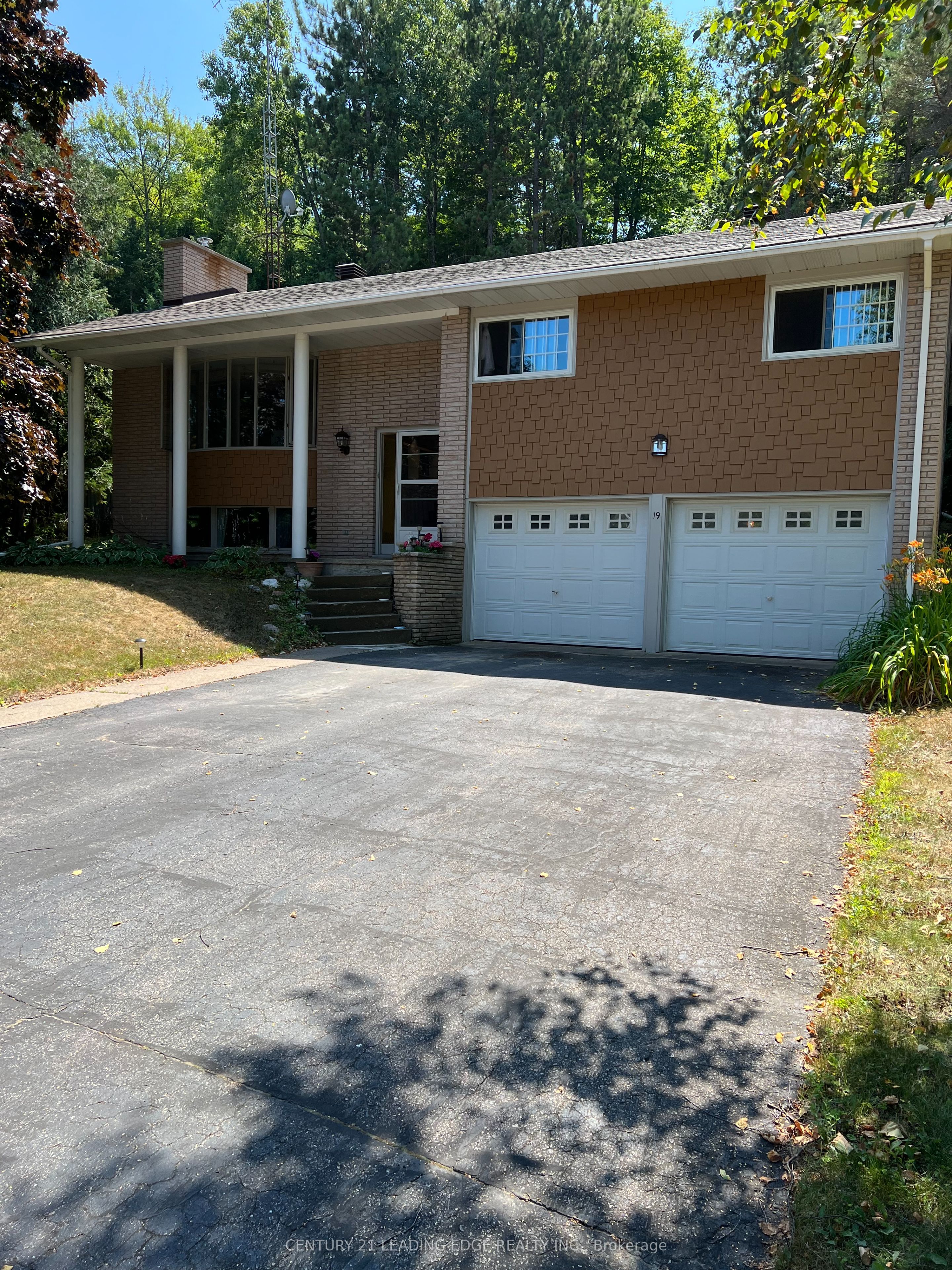19 FOREST HILL Road Property Photo 1