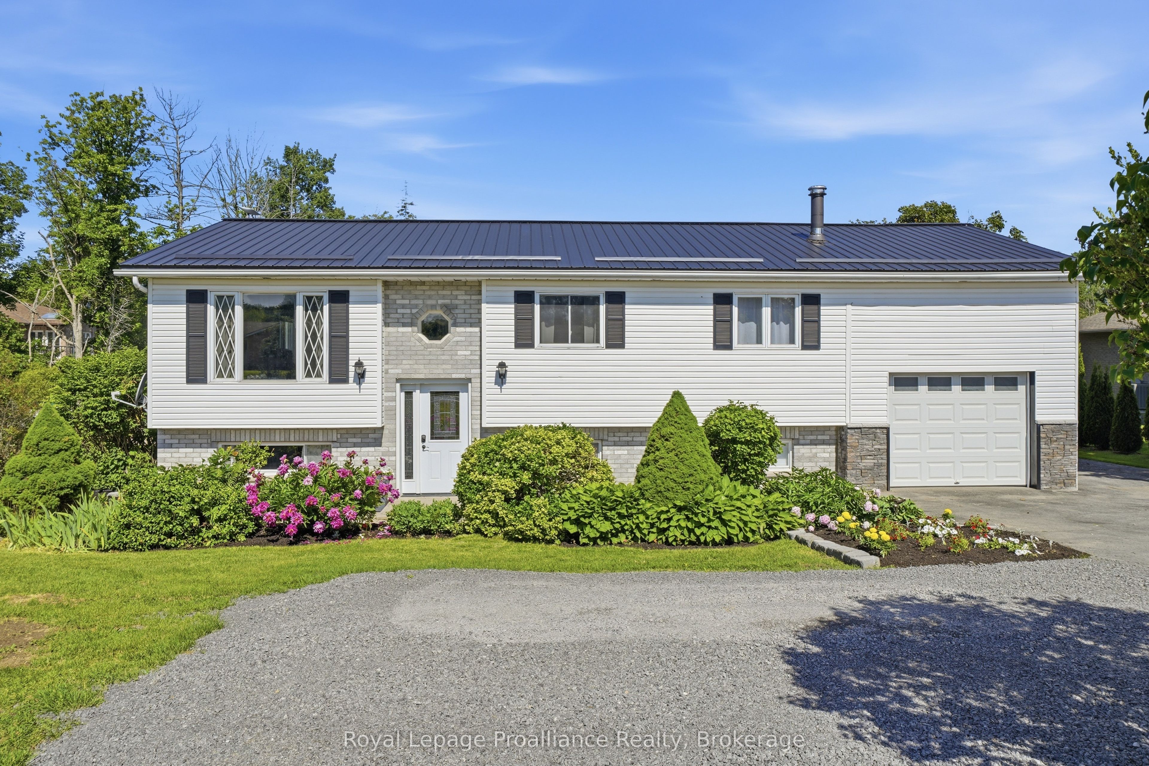 13 Forester Drive Property Photo 2