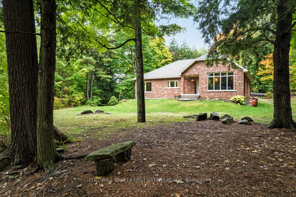 139 Sheil Drive Property Photo 1