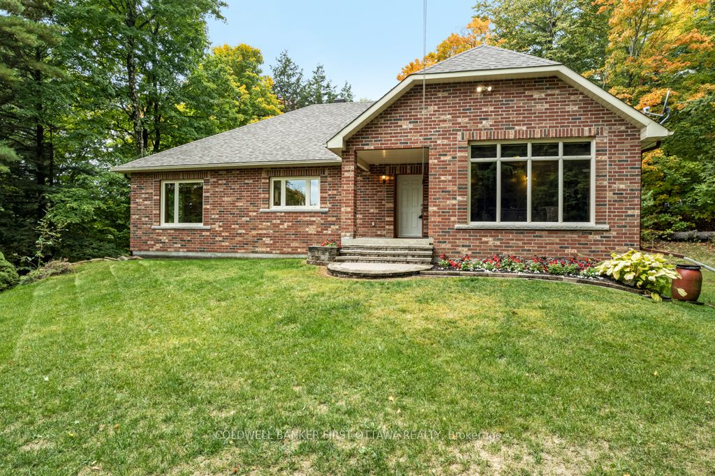 139 Sheil Drive Property Photo 4