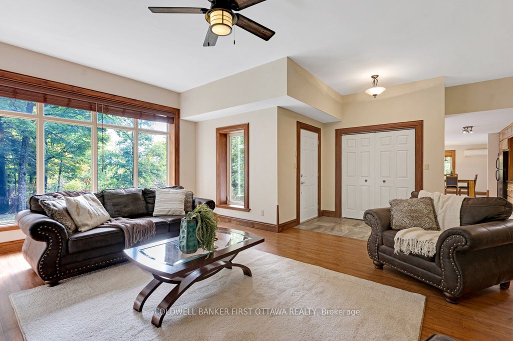 139 Sheil Drive Property Photo 9