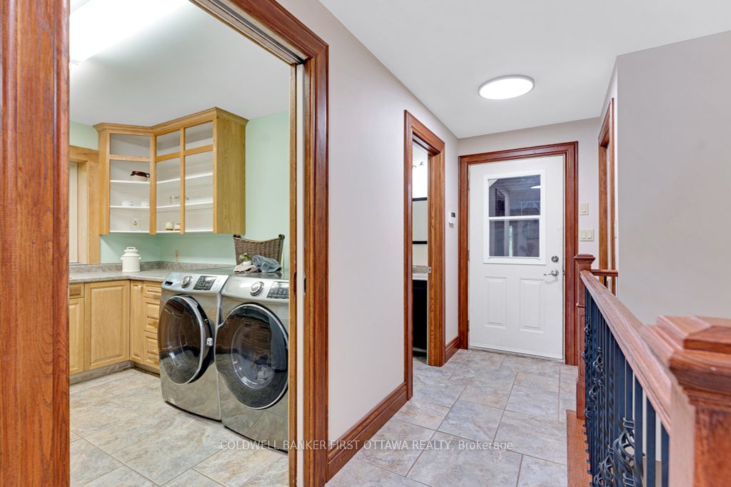 139 Sheil Drive Property Photo 17