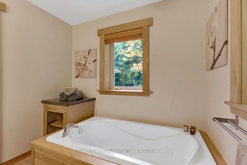 139 Sheil Drive Property Photo 21