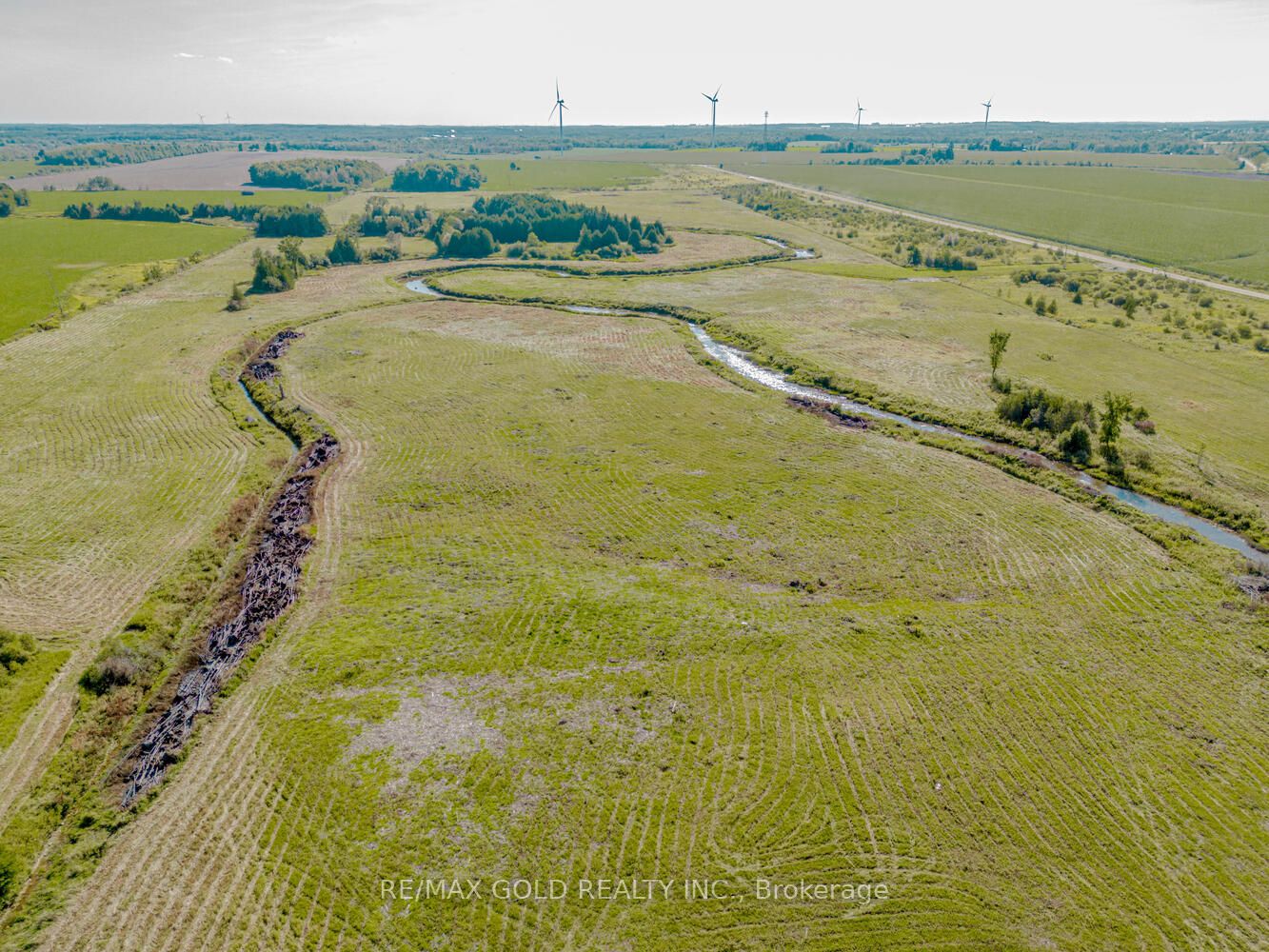 681050 260 Side Road Property Photo 7