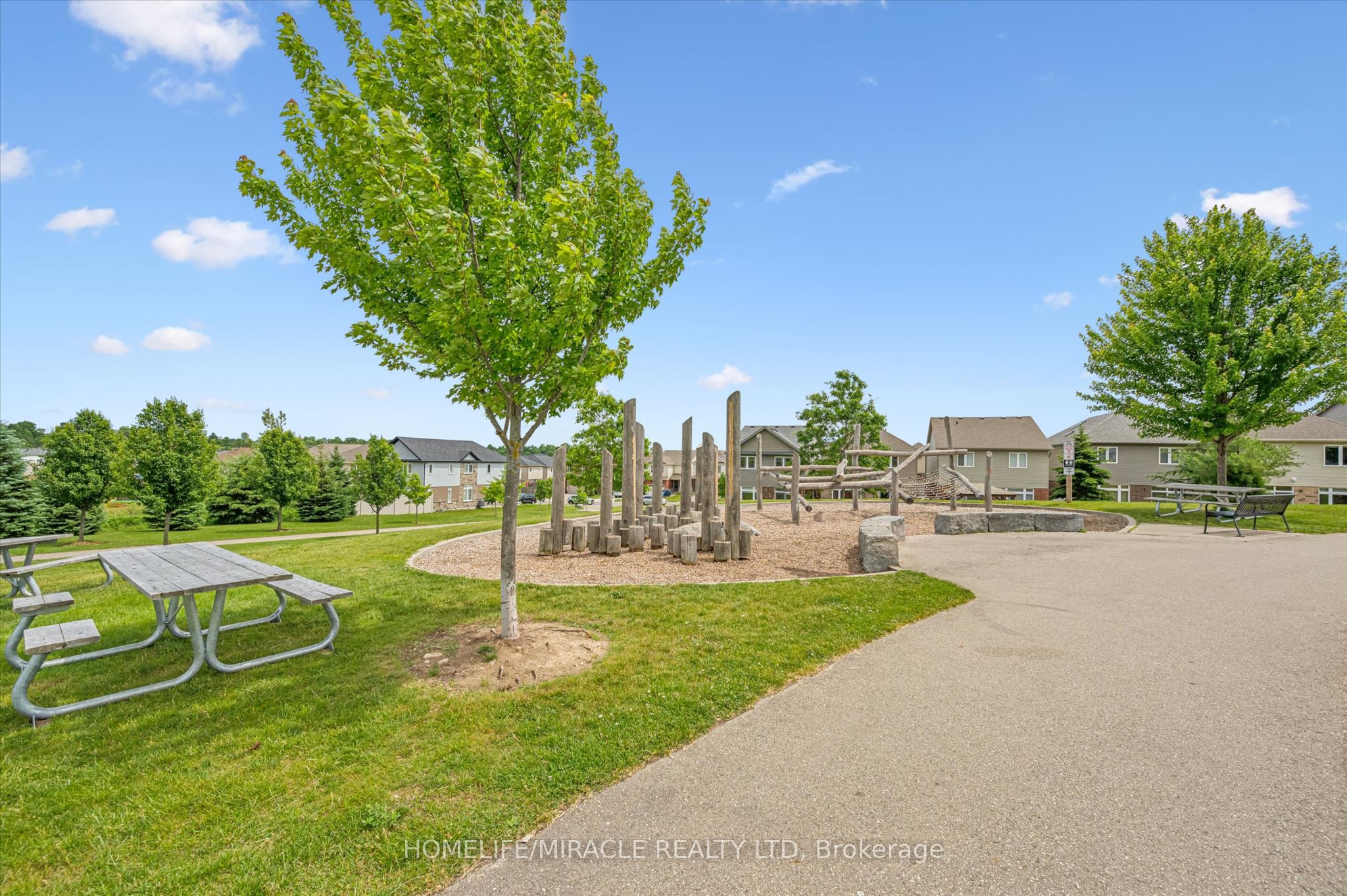 153 Rivertrail Avenue Property Photo 39