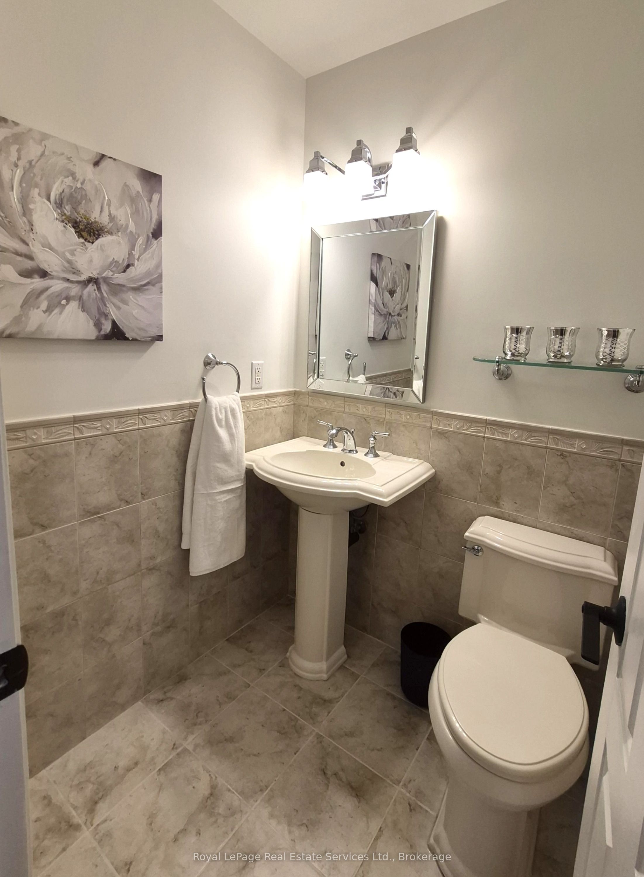 184 Dundas Street E Property Photo 8