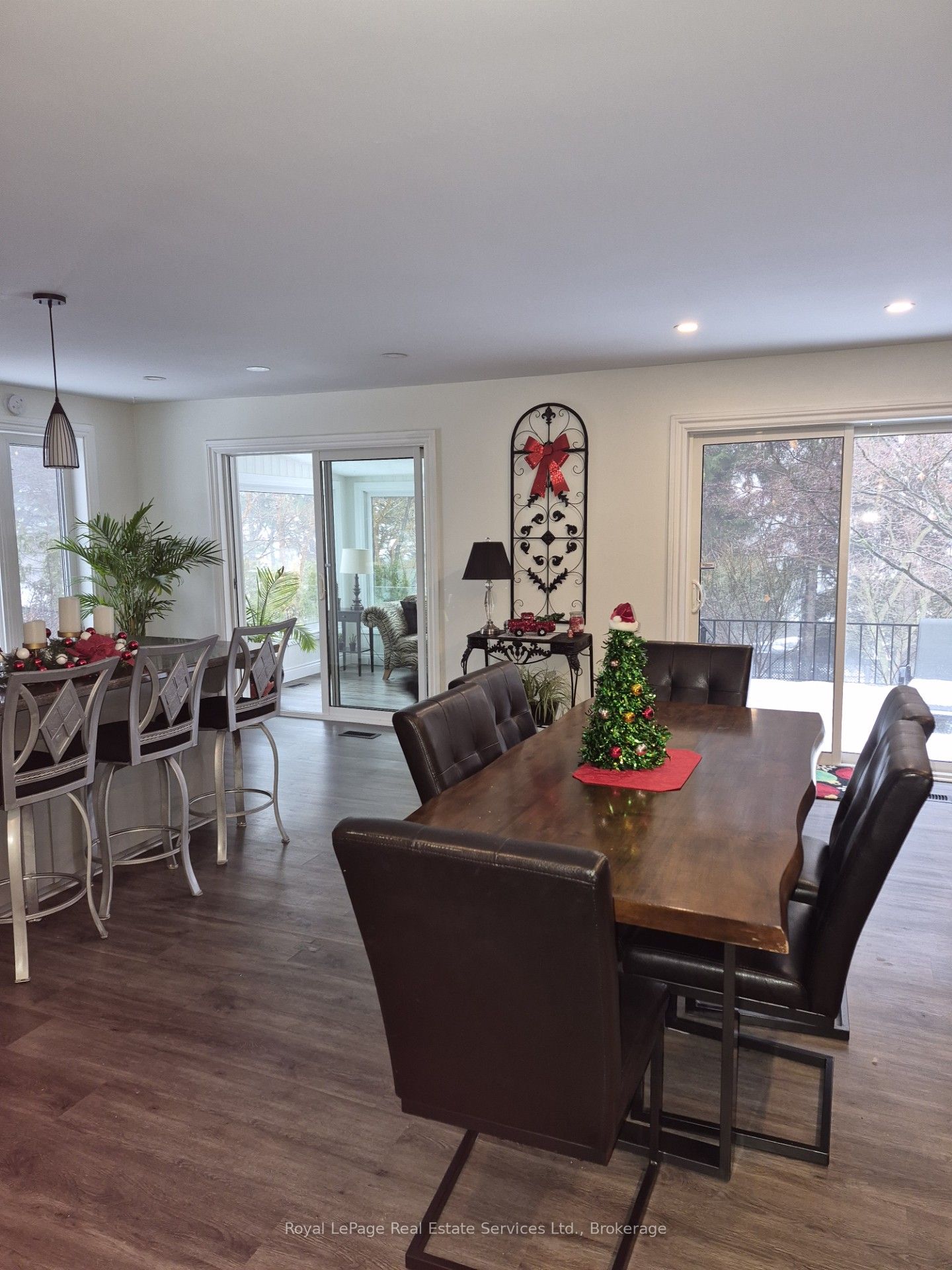 184 Dundas Street E Property Photo 13